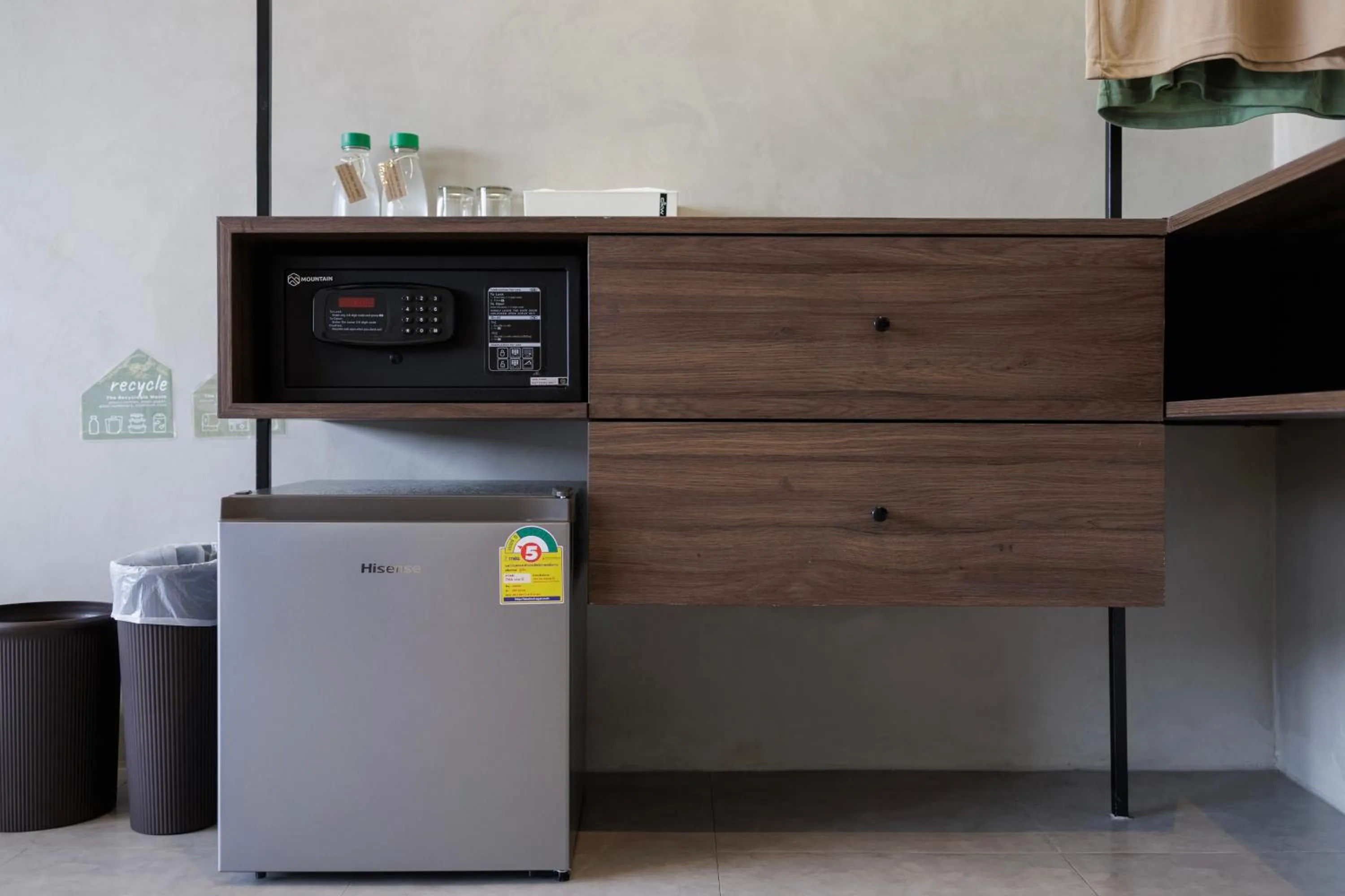 Kitchen or kitchenette in C'HOUSE Bangkok