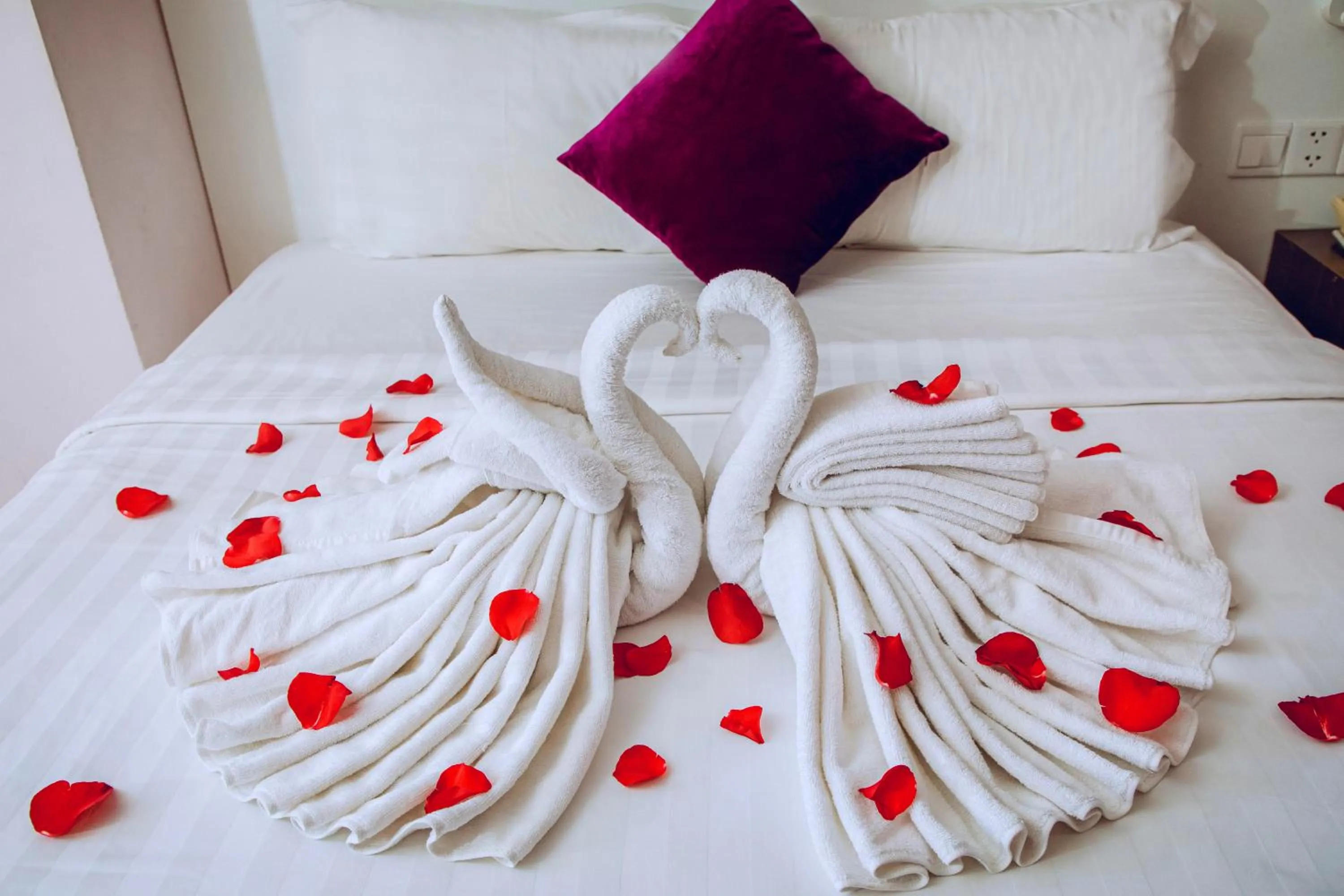 Bed in Morris Hotel Nha Trang