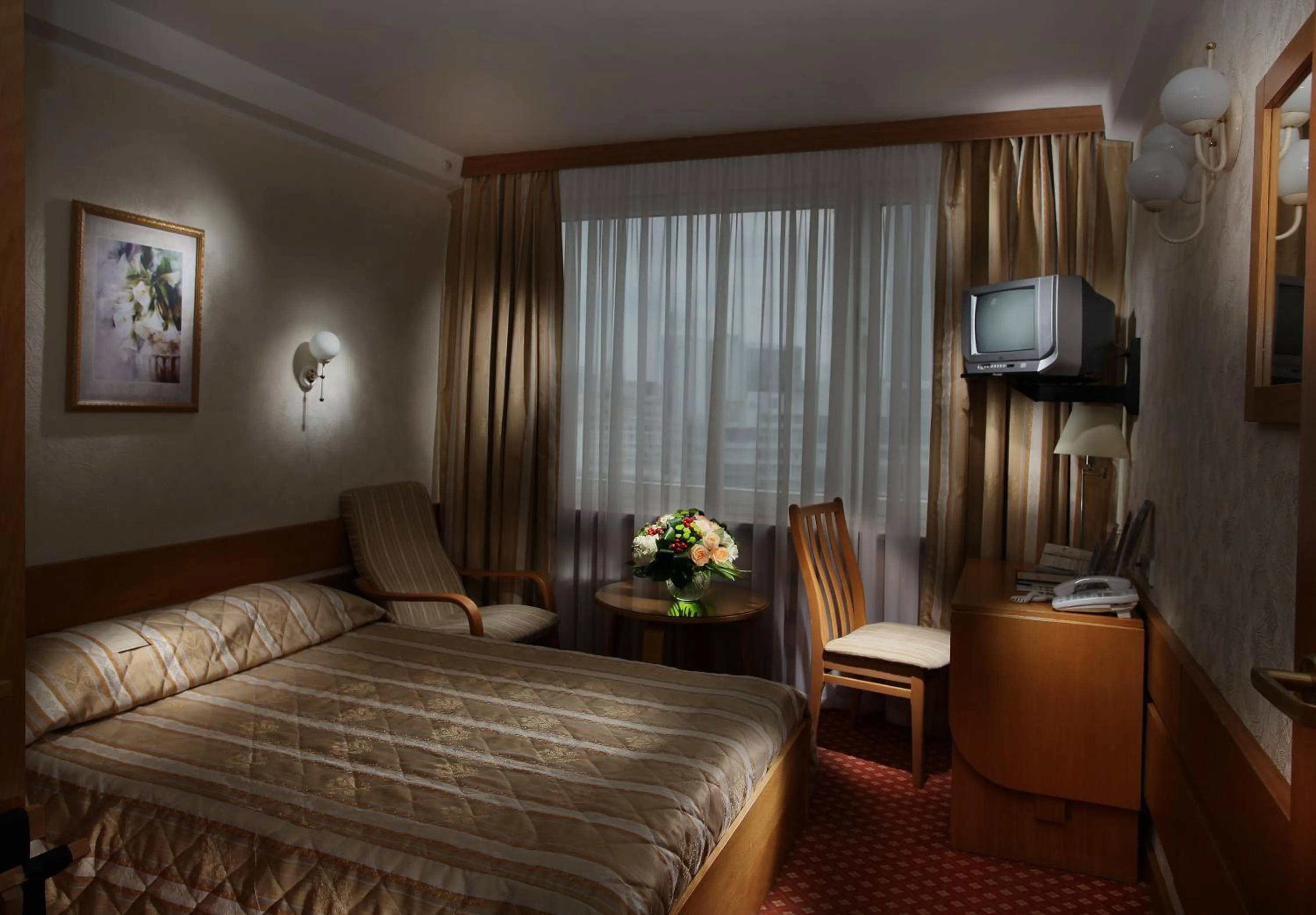 Photo of the whole room, Bed in Premier Hotel Rus
