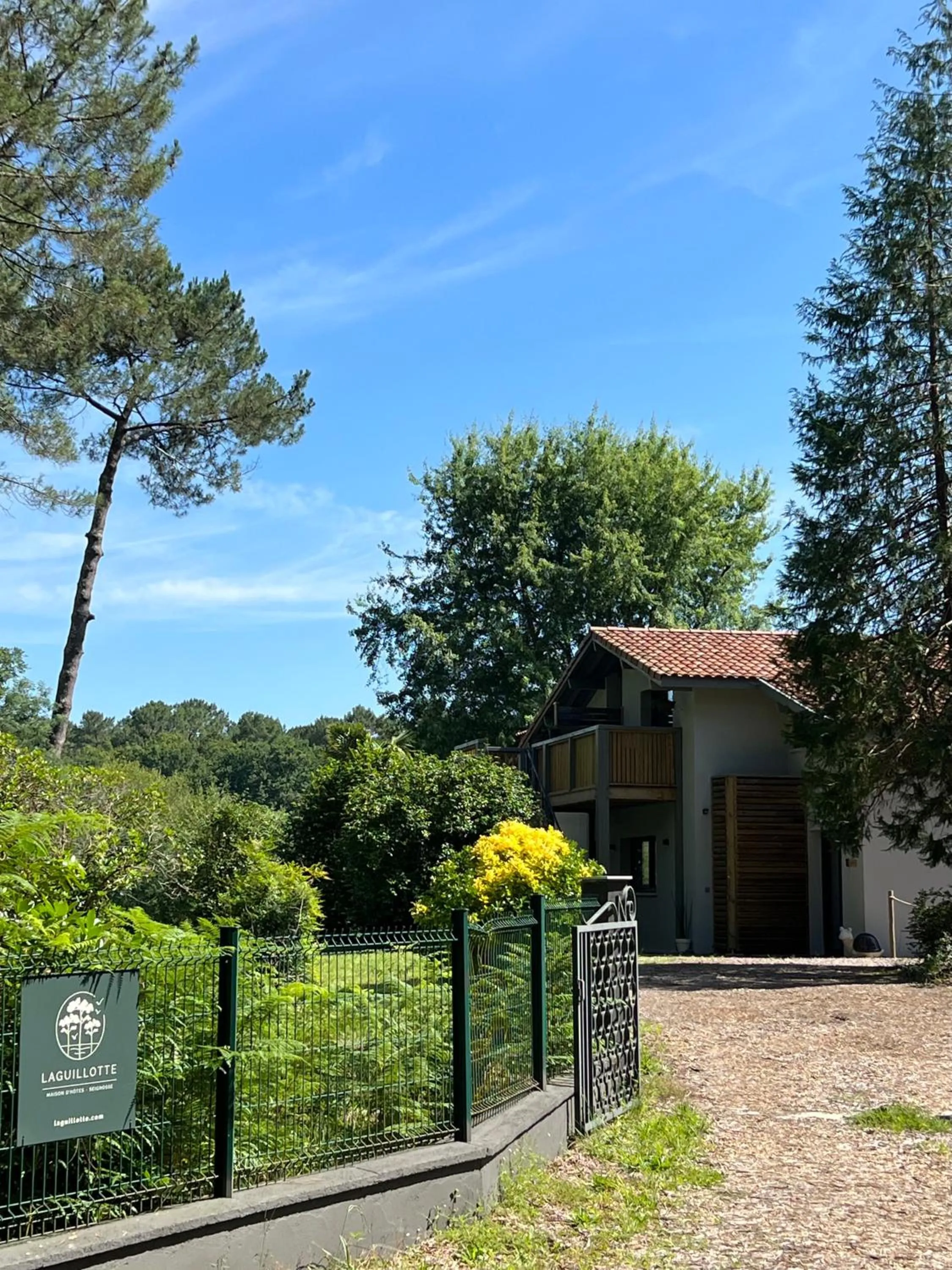 Property Building in Laguillotte