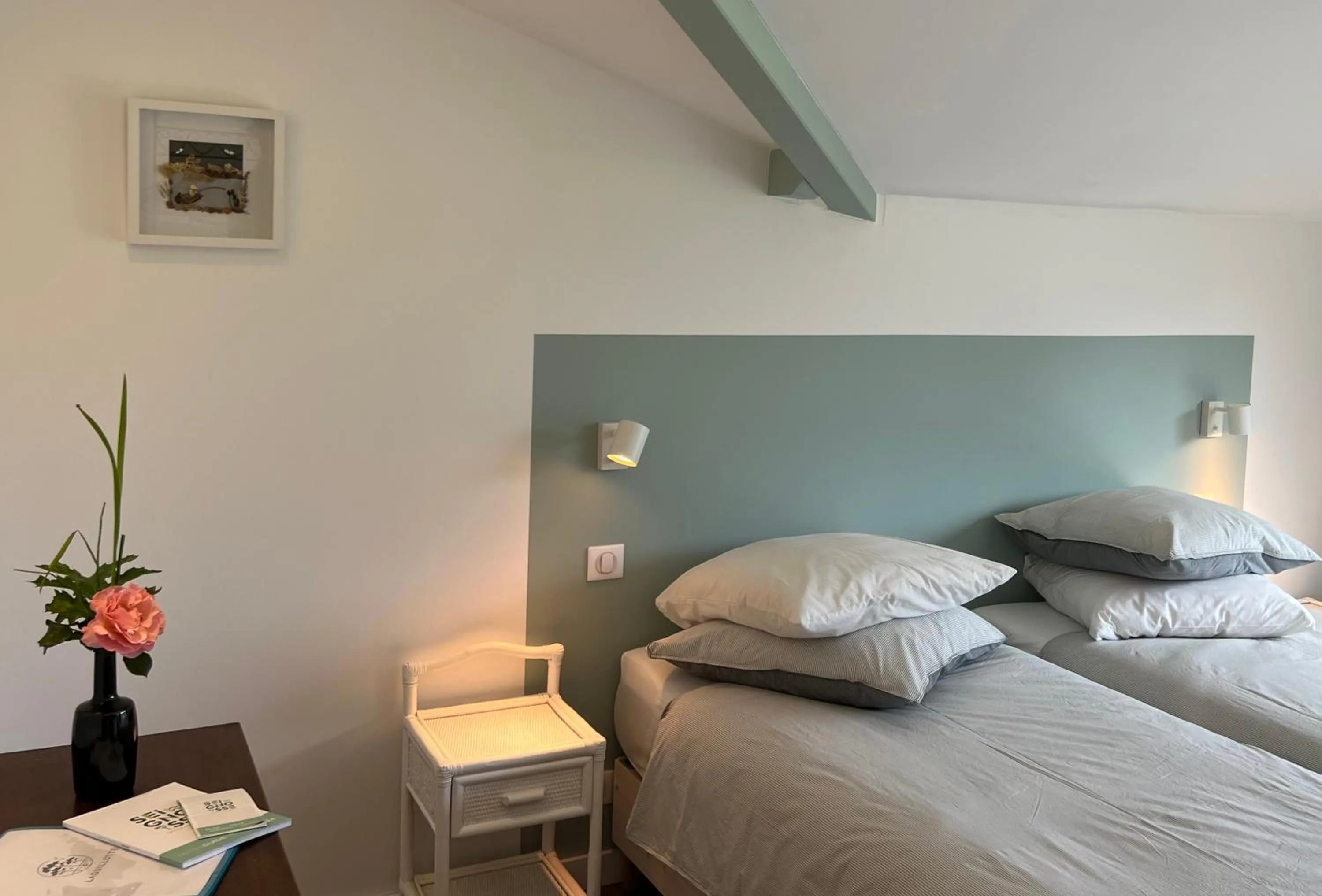 Property building, Bed in Laguillotte