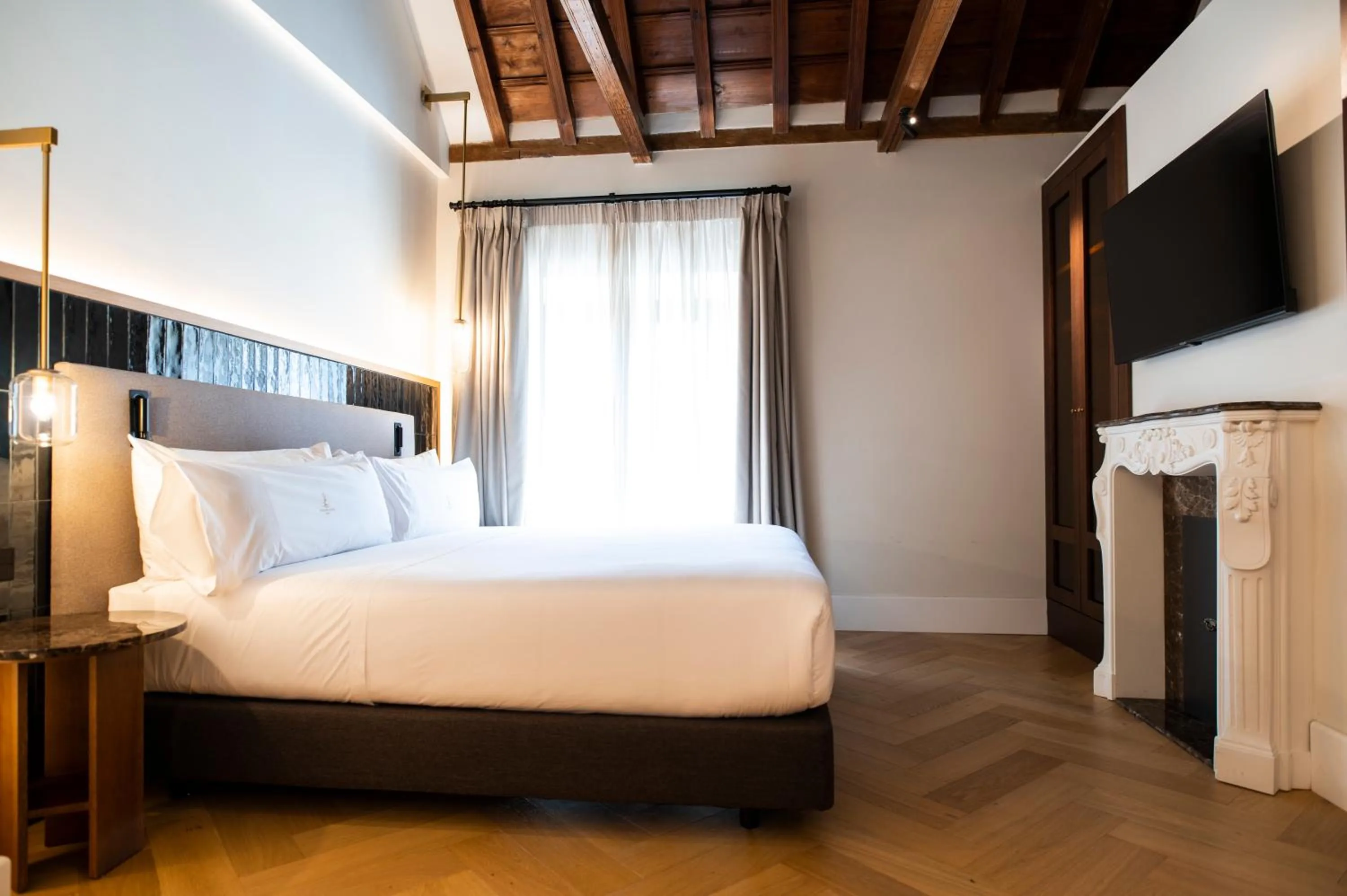 Balcony/Terrace, Bed in Legado Magdalena Hotel