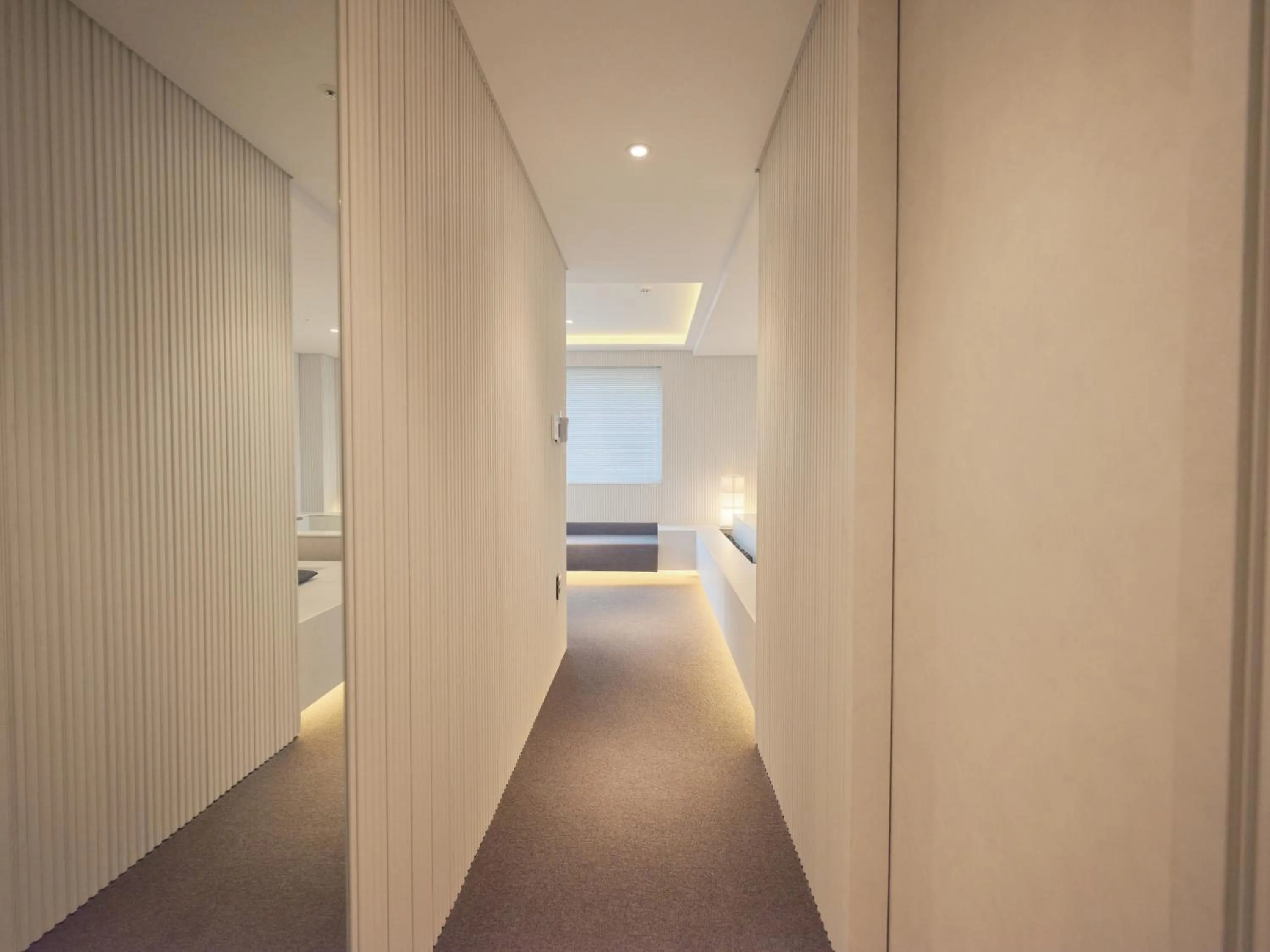 Photo of the whole room, Bed in The Leap Seoul Sadang