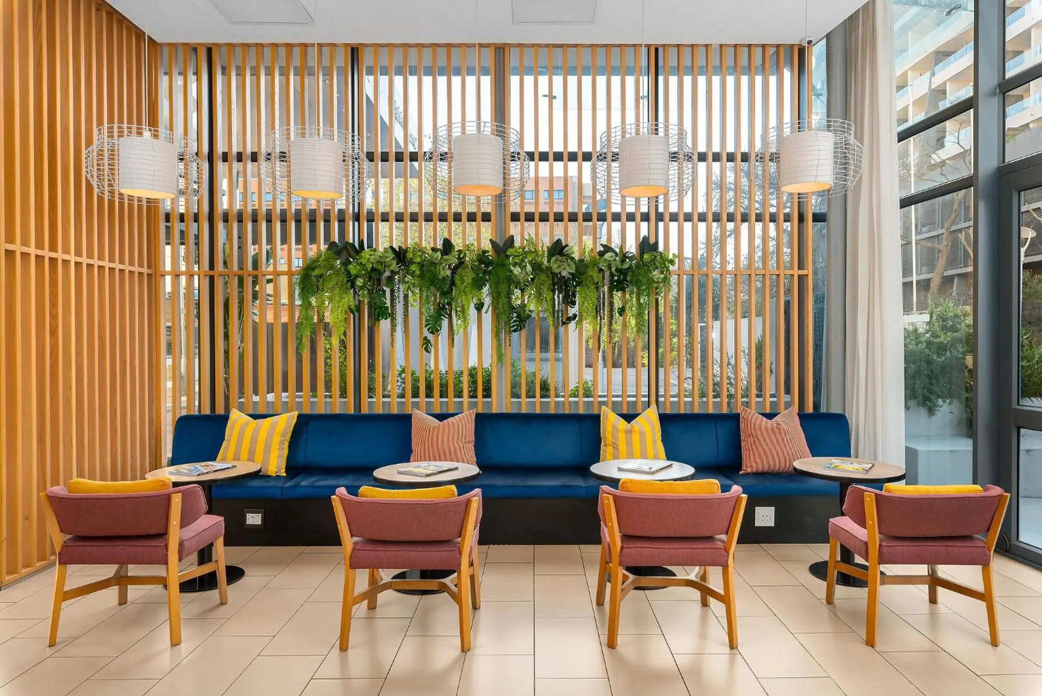 Communal lounge/ TV room in Neighbourgood Newlands