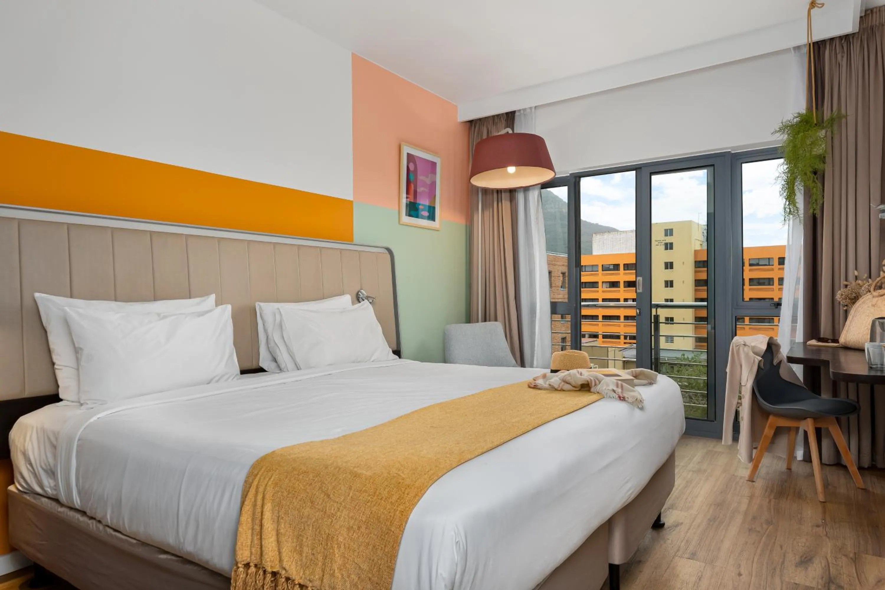 Bed in Neighbourgood Newlands