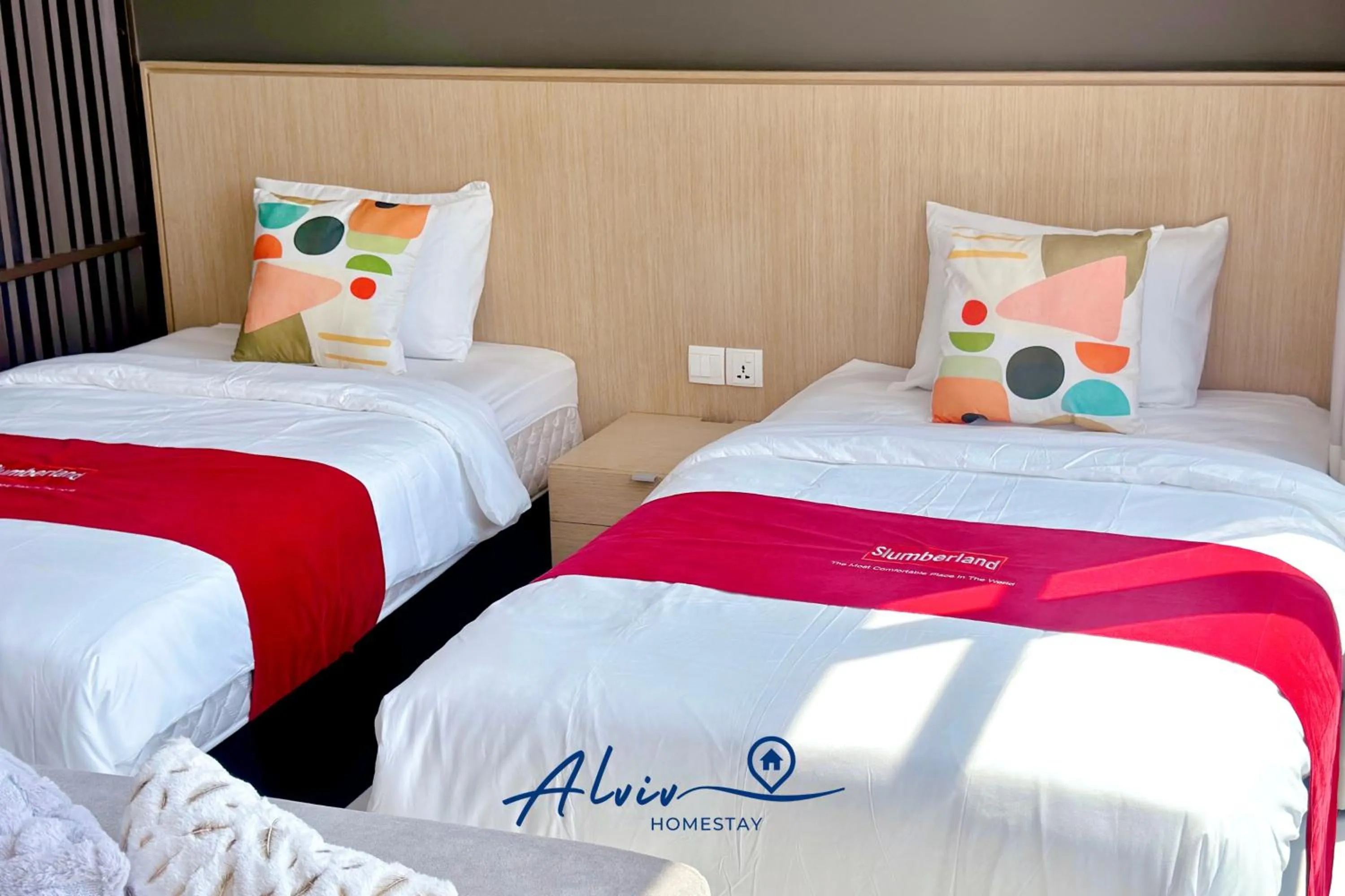Bed in Alviv 99 Suites I Family Suite I 4-7 pax I 5minsMelakaCruise I JonkerSt