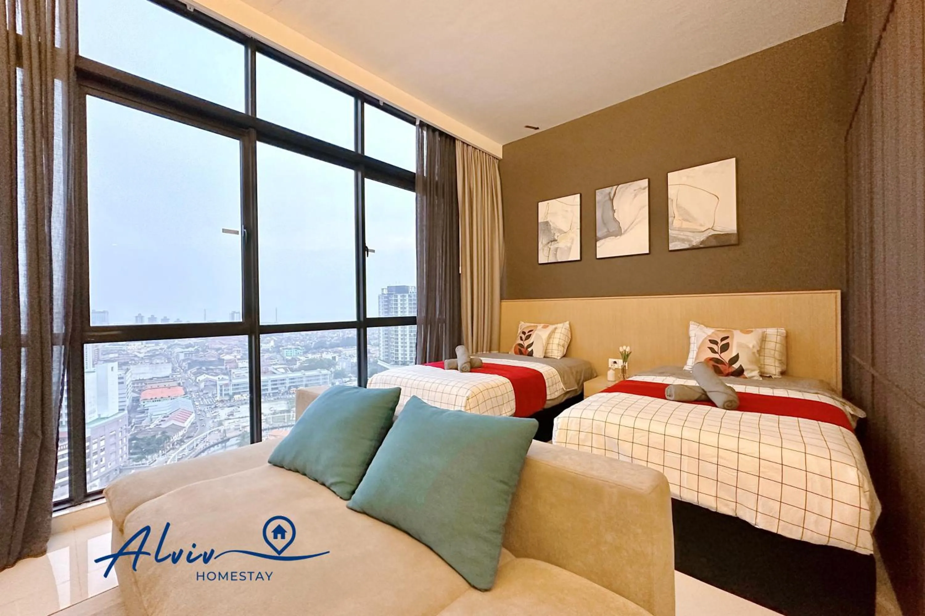 Bed in Alviv 99 Suites I Family Suite I 4-7 pax I 5minsMelakaCruise I JonkerSt