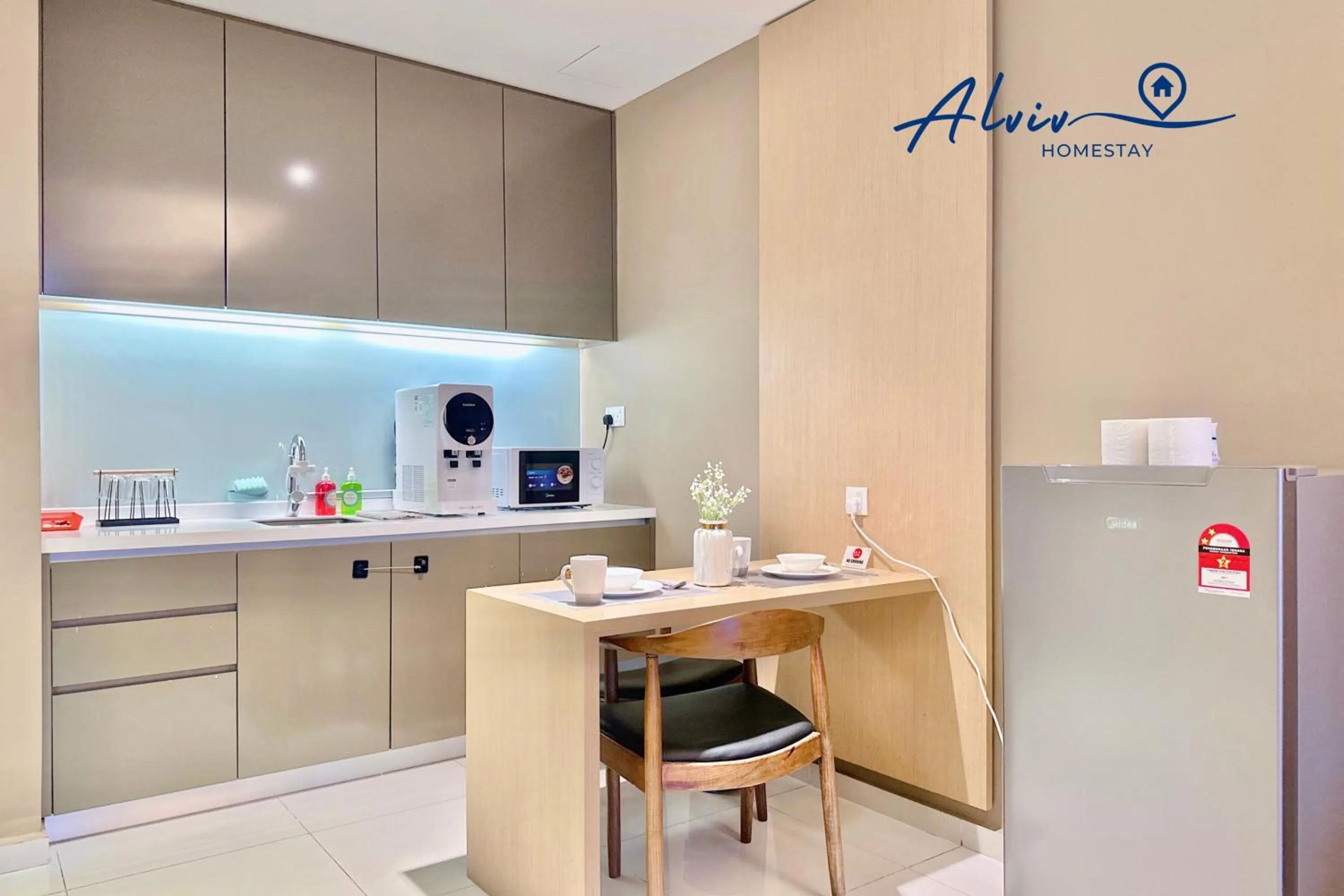 Kitchen or kitchenette in Alviv 99 Suites I Family Suite I 4-7 pax I 5minsMelakaCruise I JonkerSt
