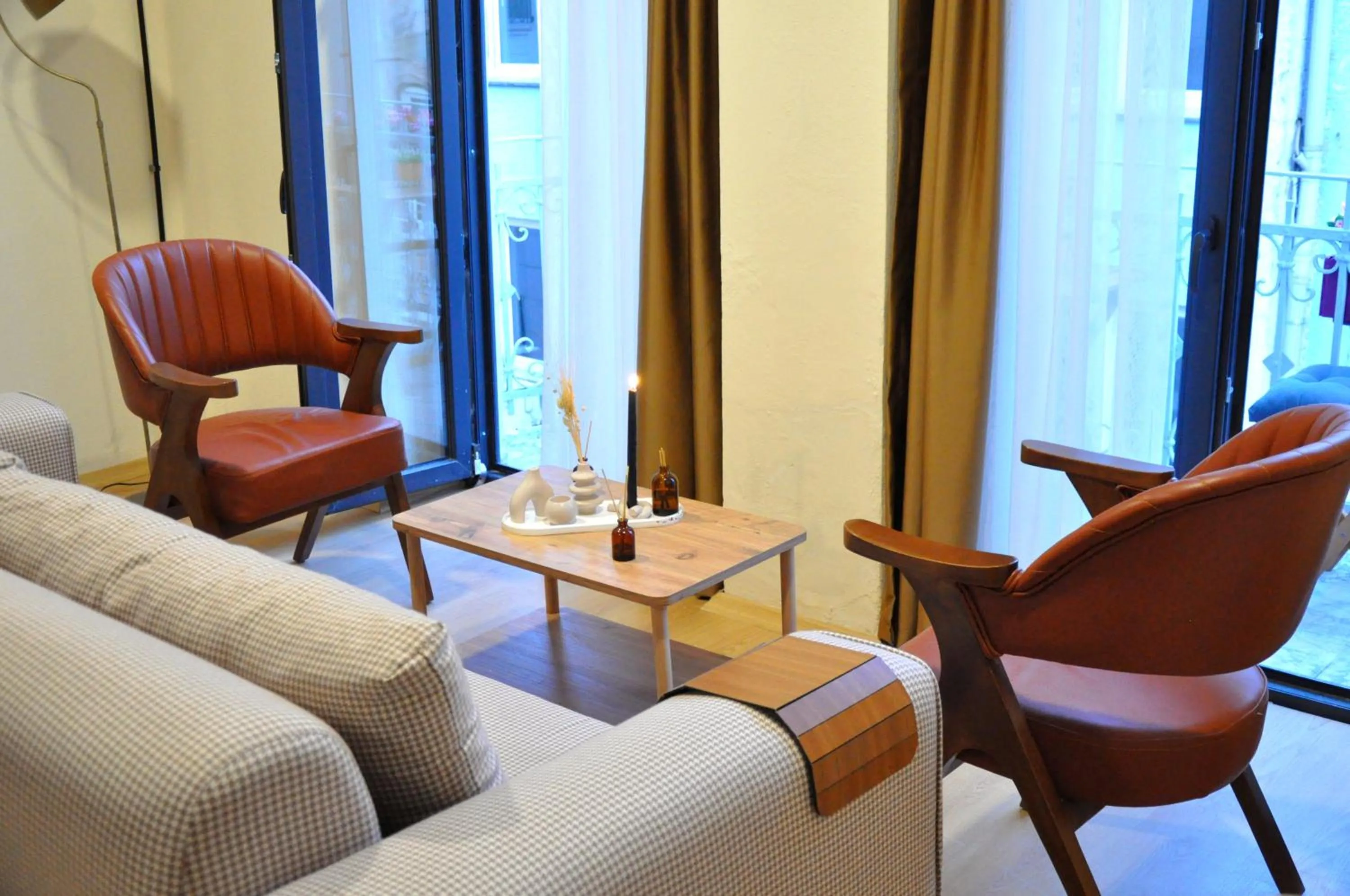 Seating area in Golden Door Hotel