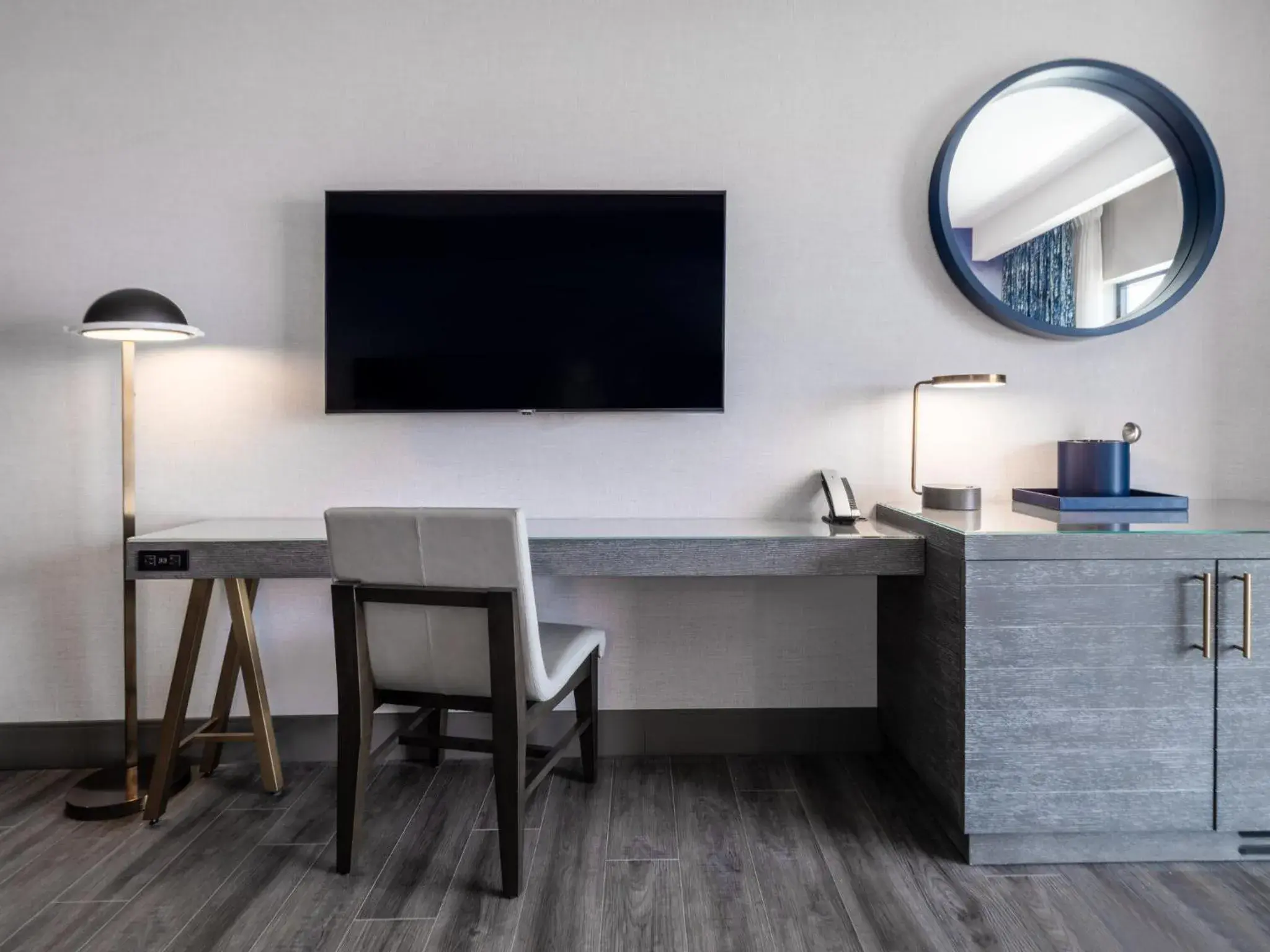 Standard King Room in Hotel Indigo - Panama City Marina by IHG Standard King Room in Hotel Indigo - Panama City Marina by IHG