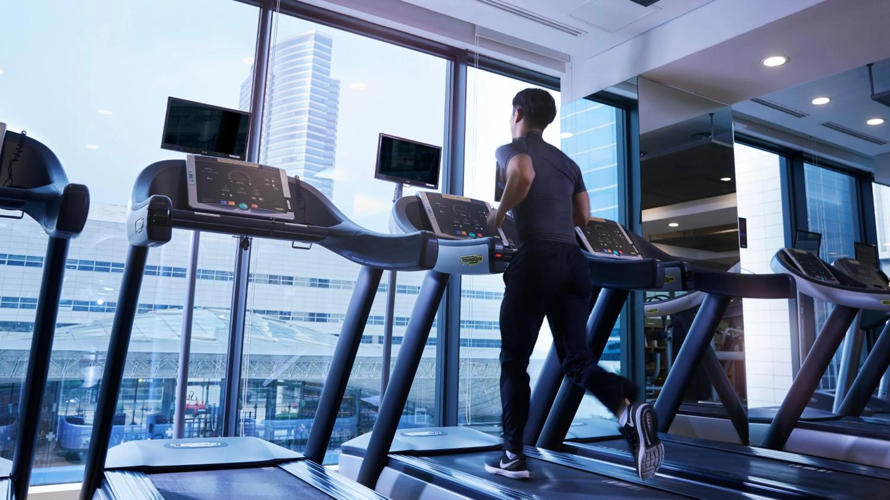 Fitness centre/facilities in Grand InterContinental Seoul Parnas by IHG