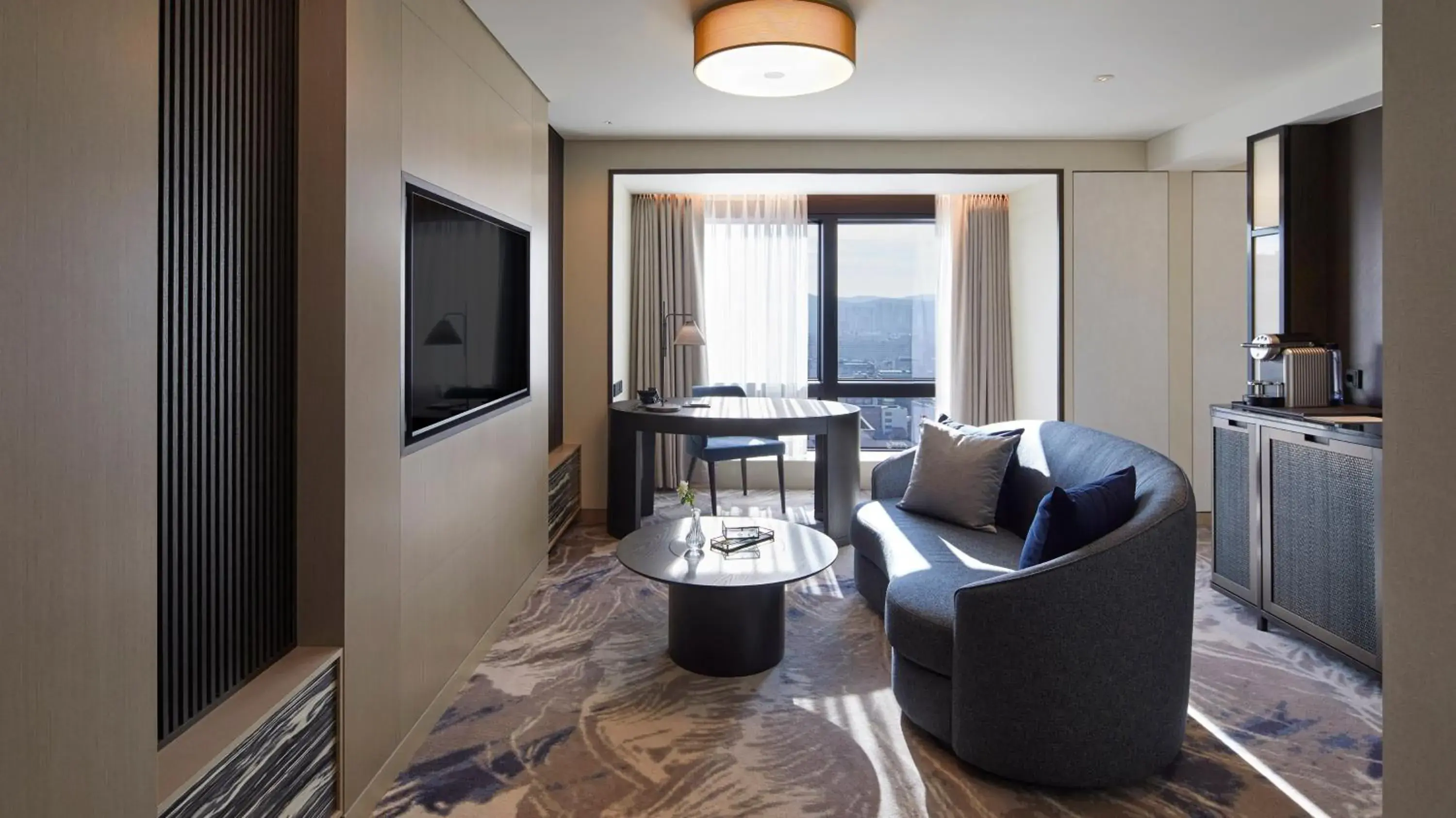 Junior King Suite - Club Lounge Access in Grand InterContinental Seoul Parnas by IHG Junior King Suite - Club Lounge Access in Grand InterContinental Seoul Parnas by IHG