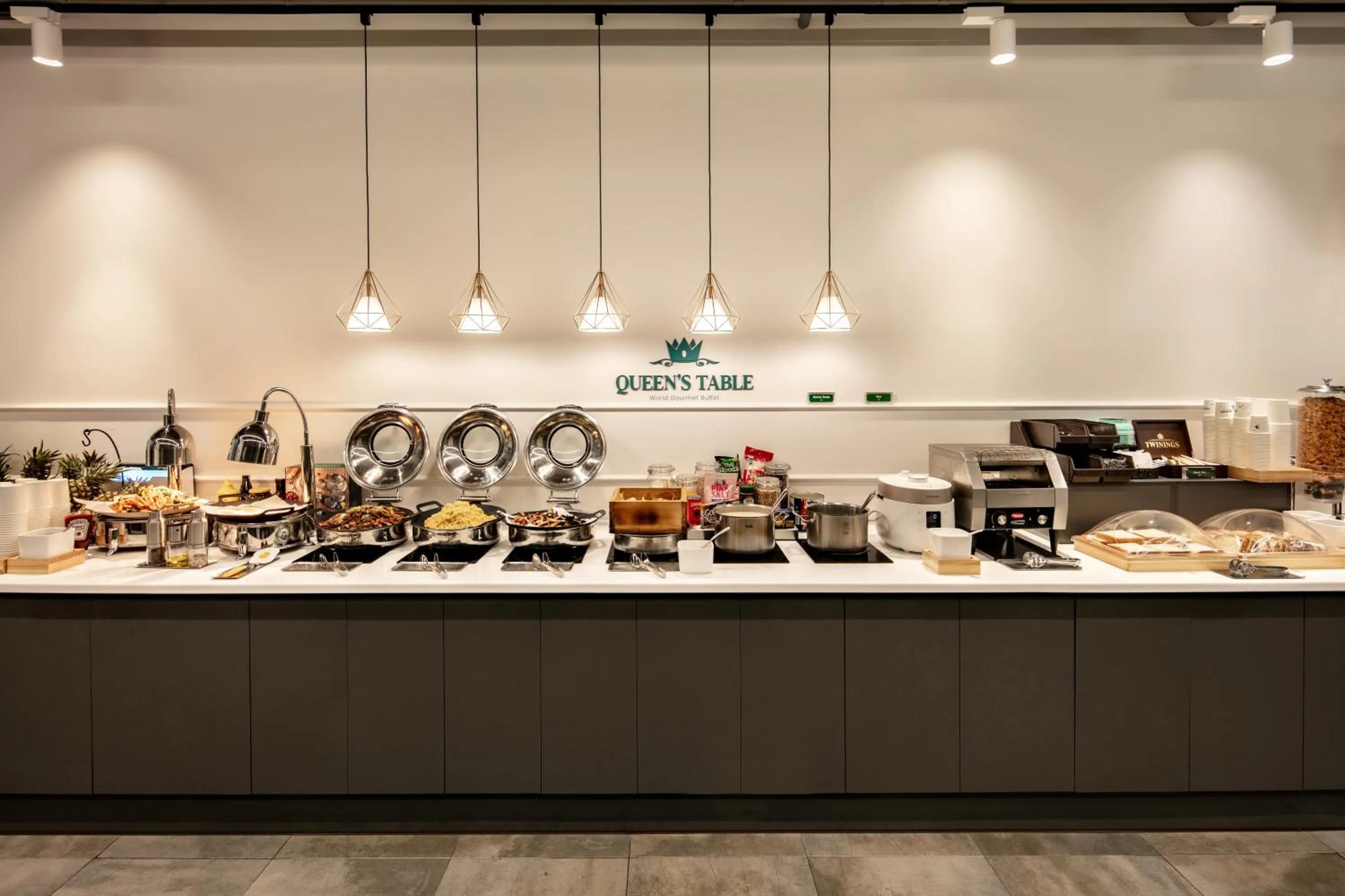 Restaurant/places to eat in Gangnam Artnouveau City