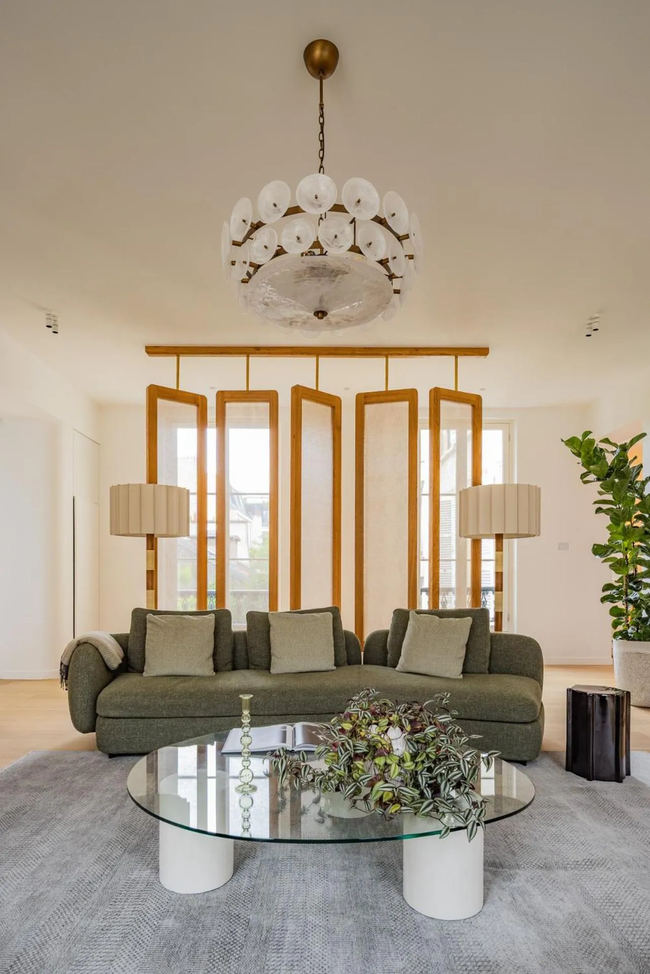 Living room in 1.75 Paris La Source