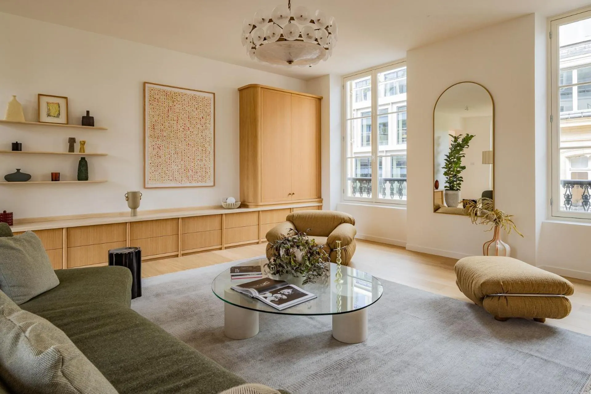 Living room in 1.75 Paris La Source