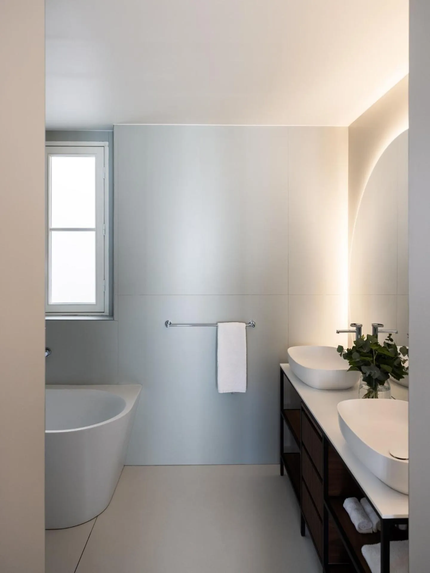 Bathroom in 1.75 Paris La Source