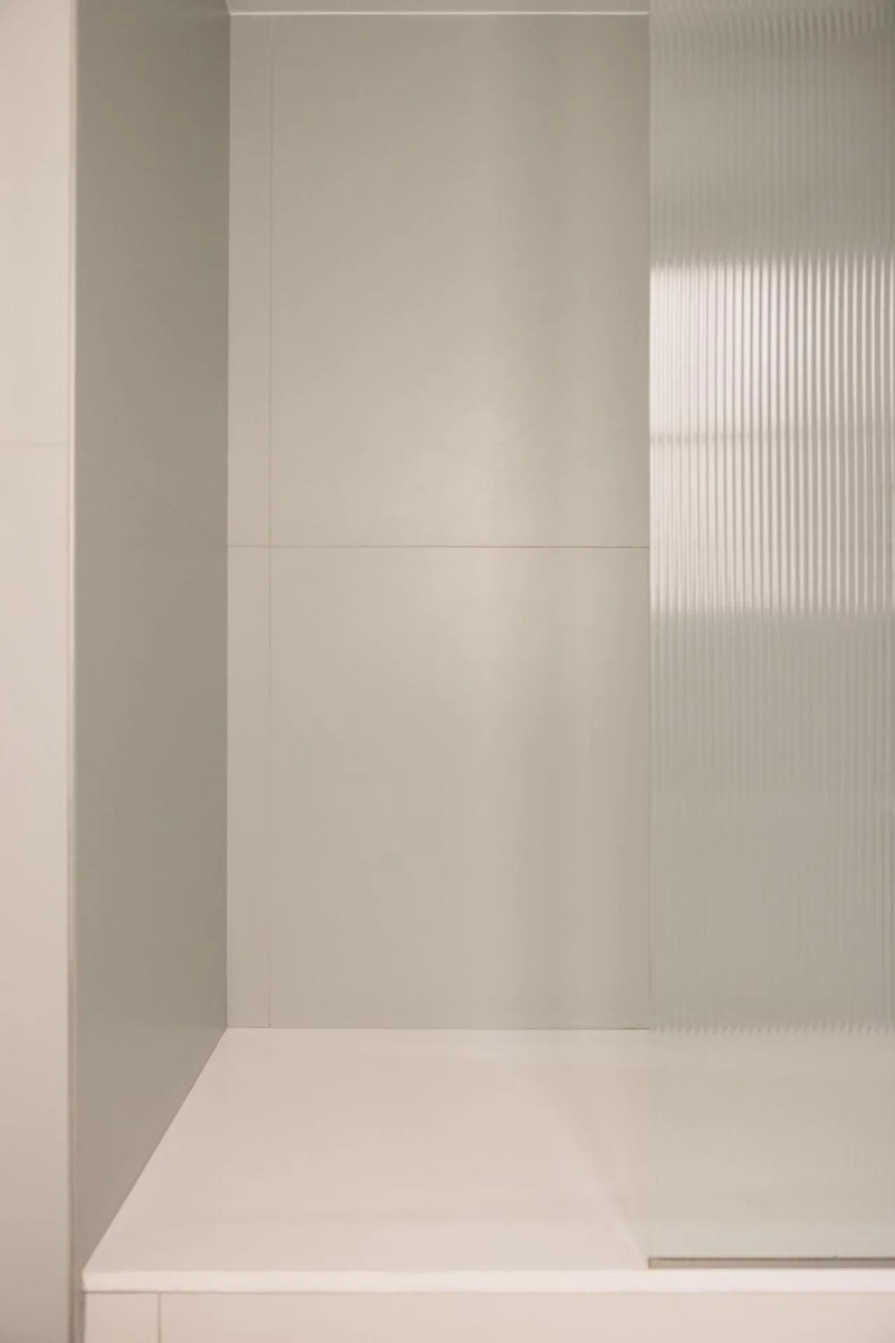 Bathroom in 1.75 Paris La Source