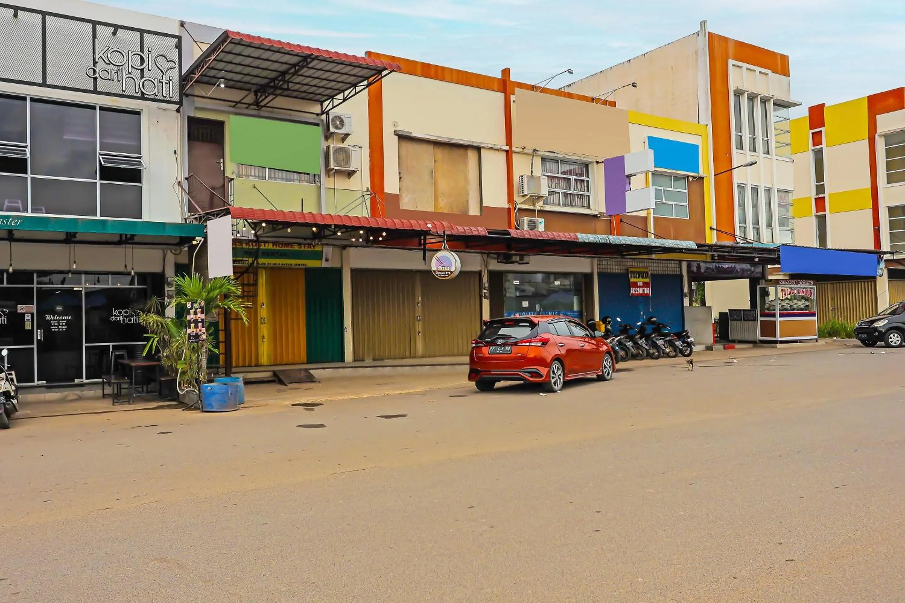 Facade/entrance in Hotel O Faraas Homestay Syariah