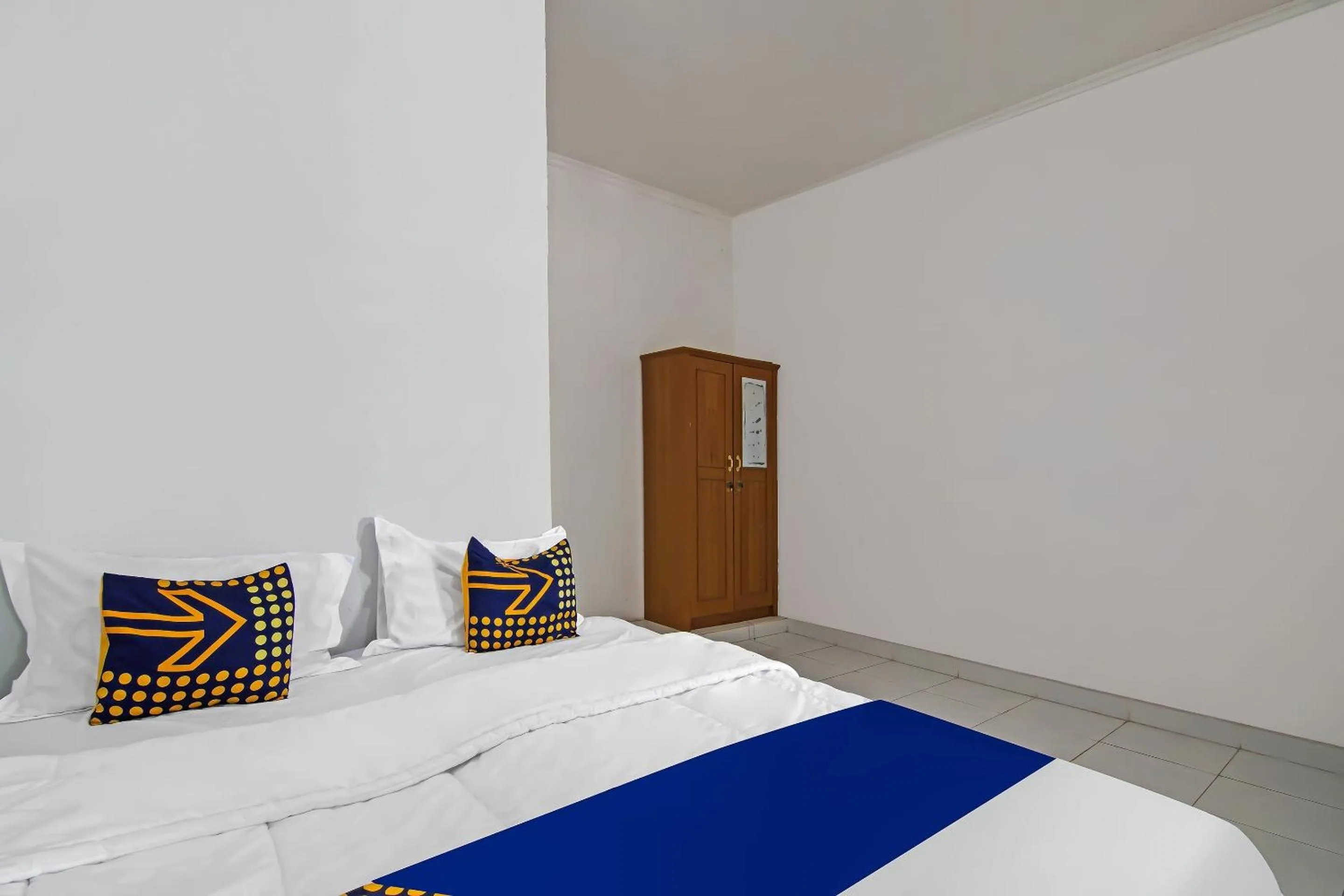 Bedroom in SPOT ON 92498 Fanni Homestay