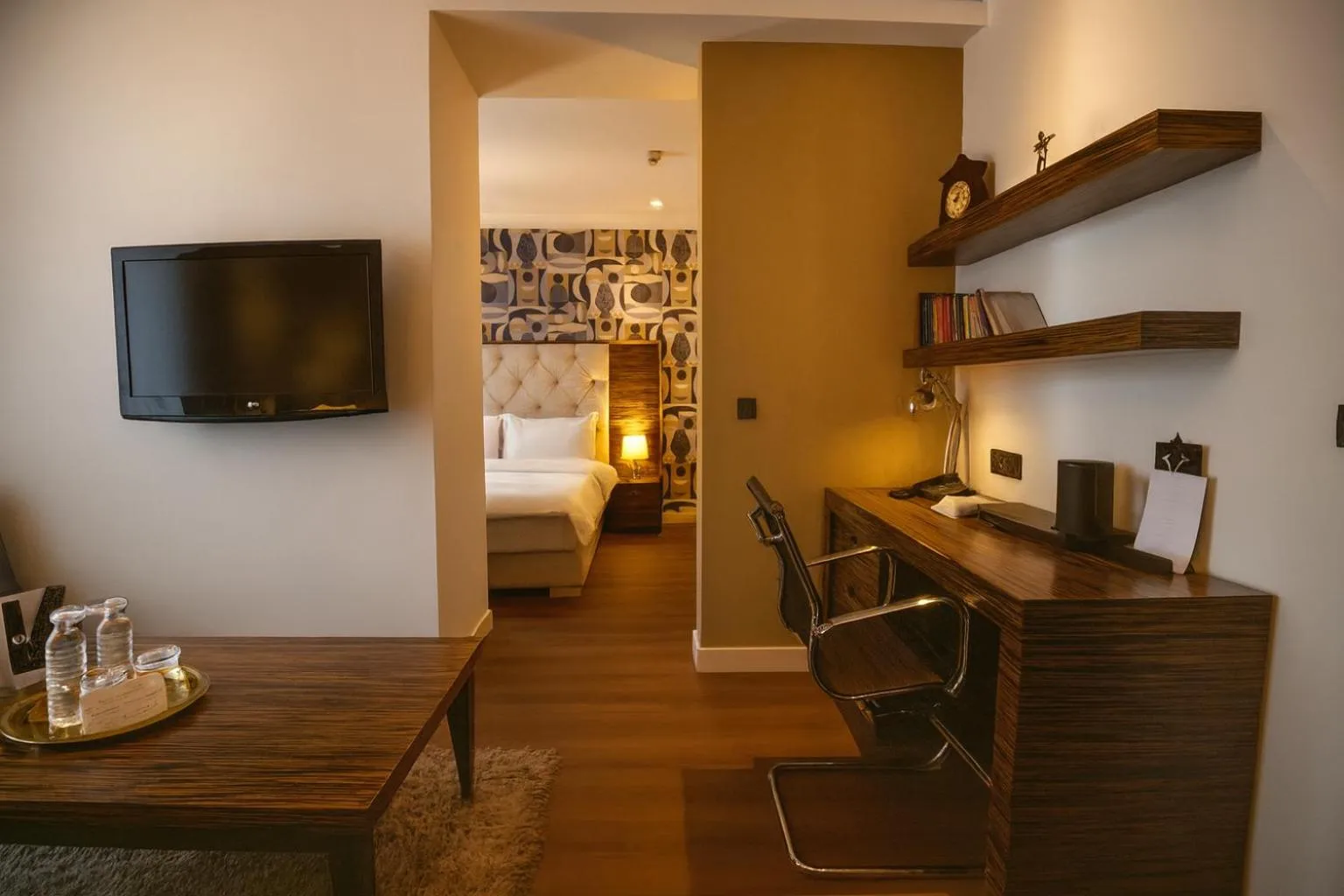 Living room, Bed in CRYSTAL Hotel Belgrade