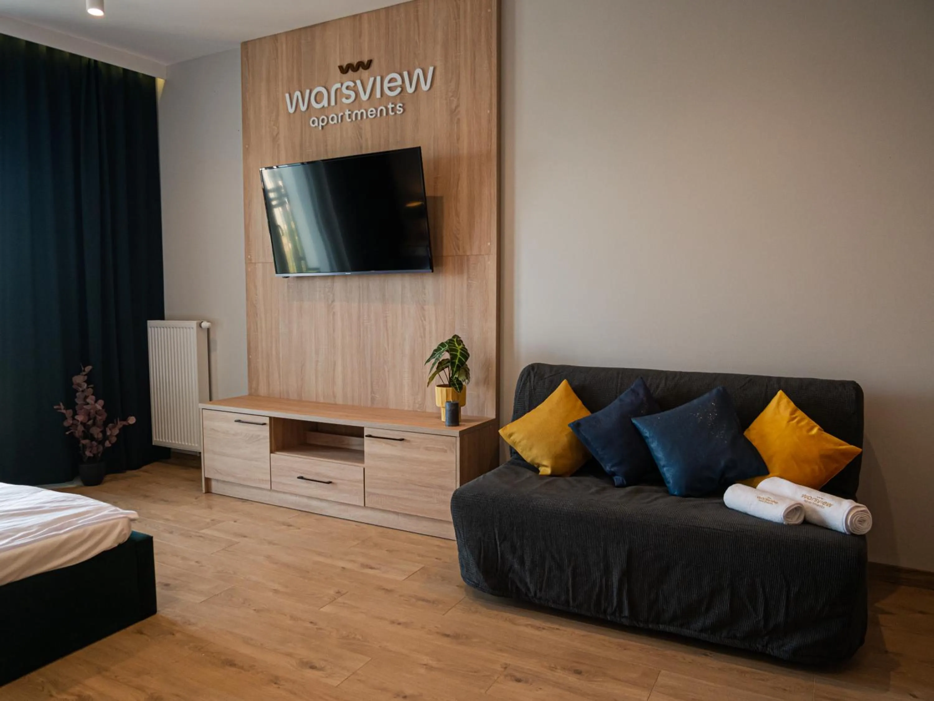 TV and multimedia, Bed in Warsview Apartments