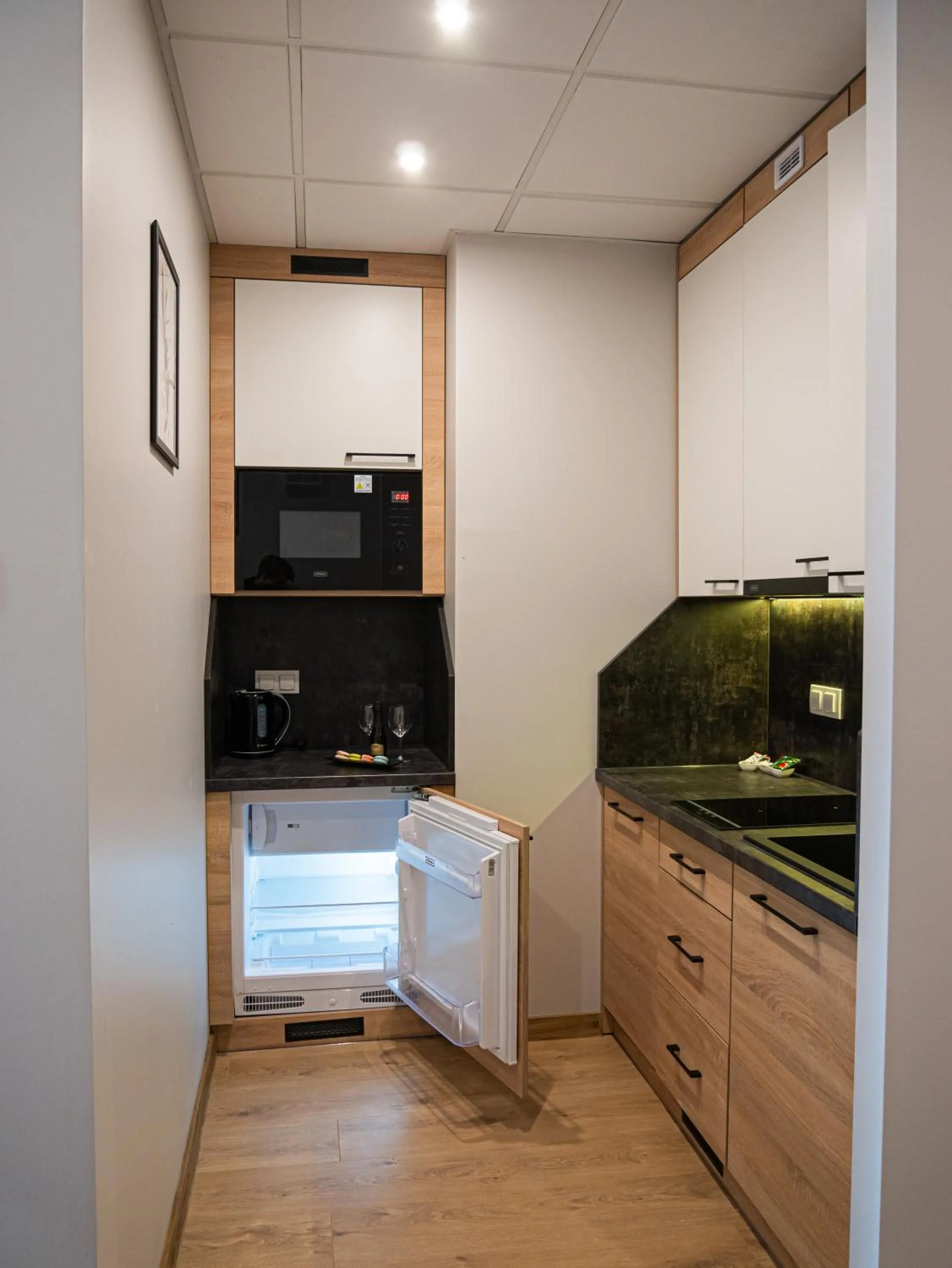 Kitchen or kitchenette in Warsview Apartments