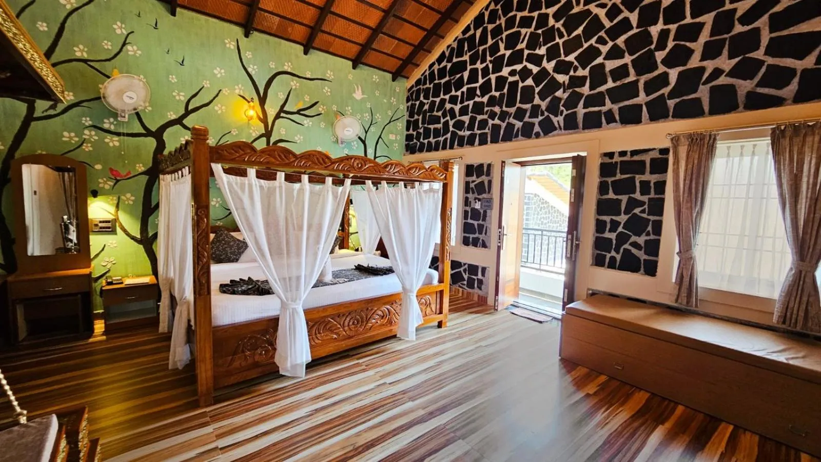 Photo of the whole room, Bed in Le Yercaud