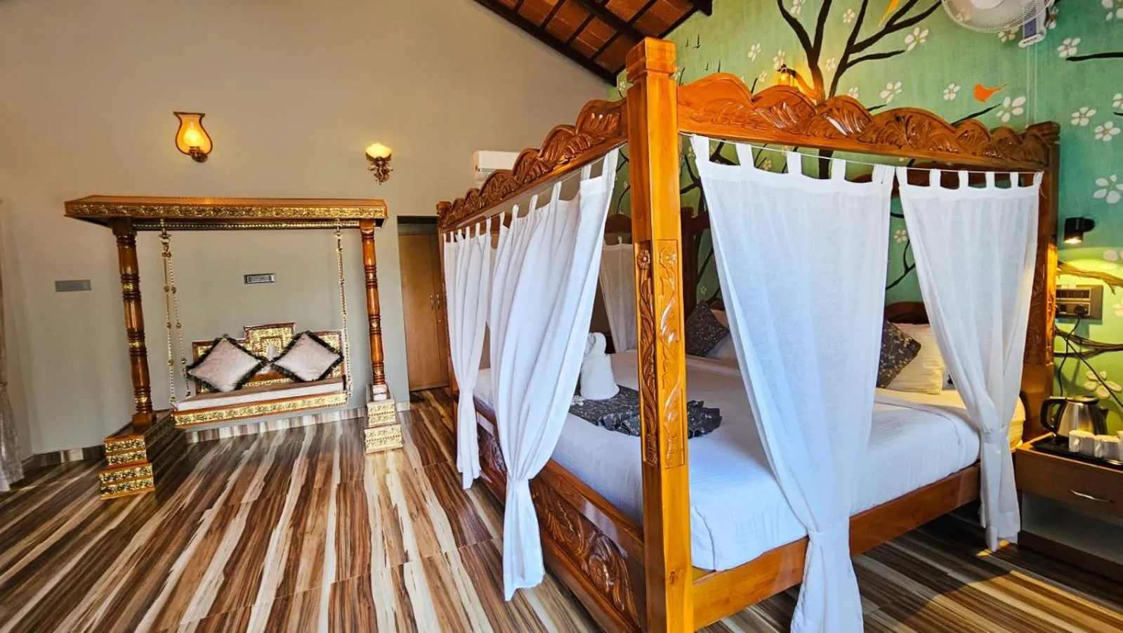 Photo of the whole room, Bed in Le Yercaud