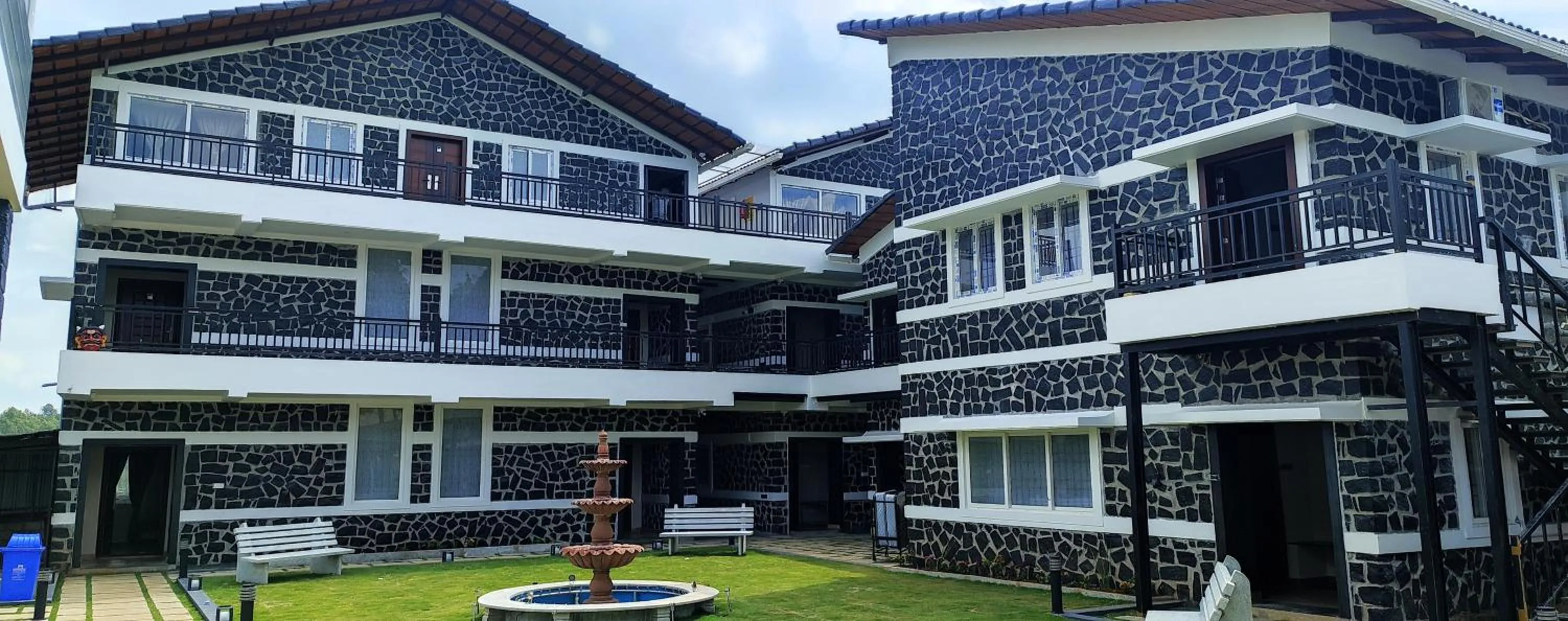 Garden view in Le Yercaud