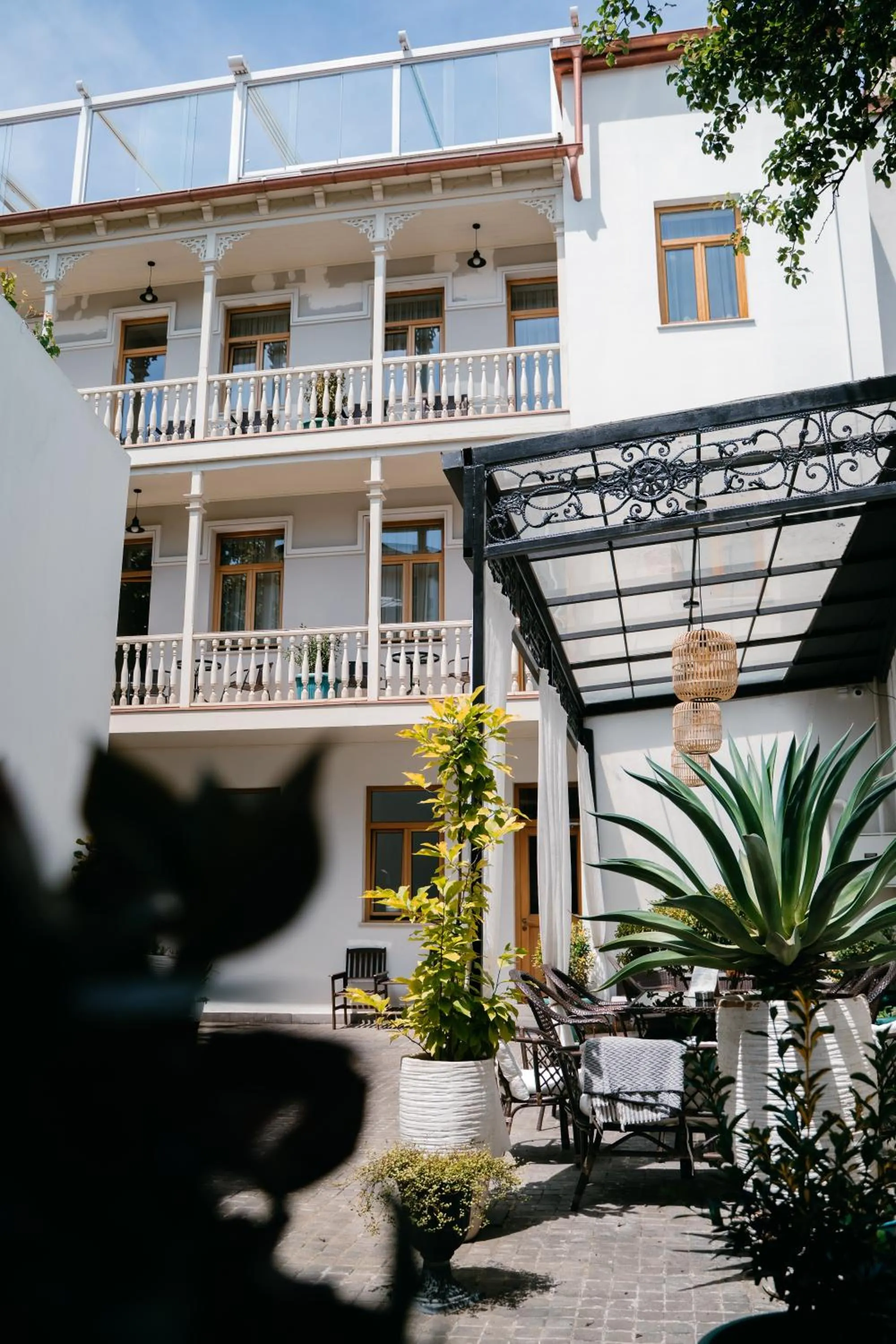 Property building in Sota Metekhi Hotel Tbilisi