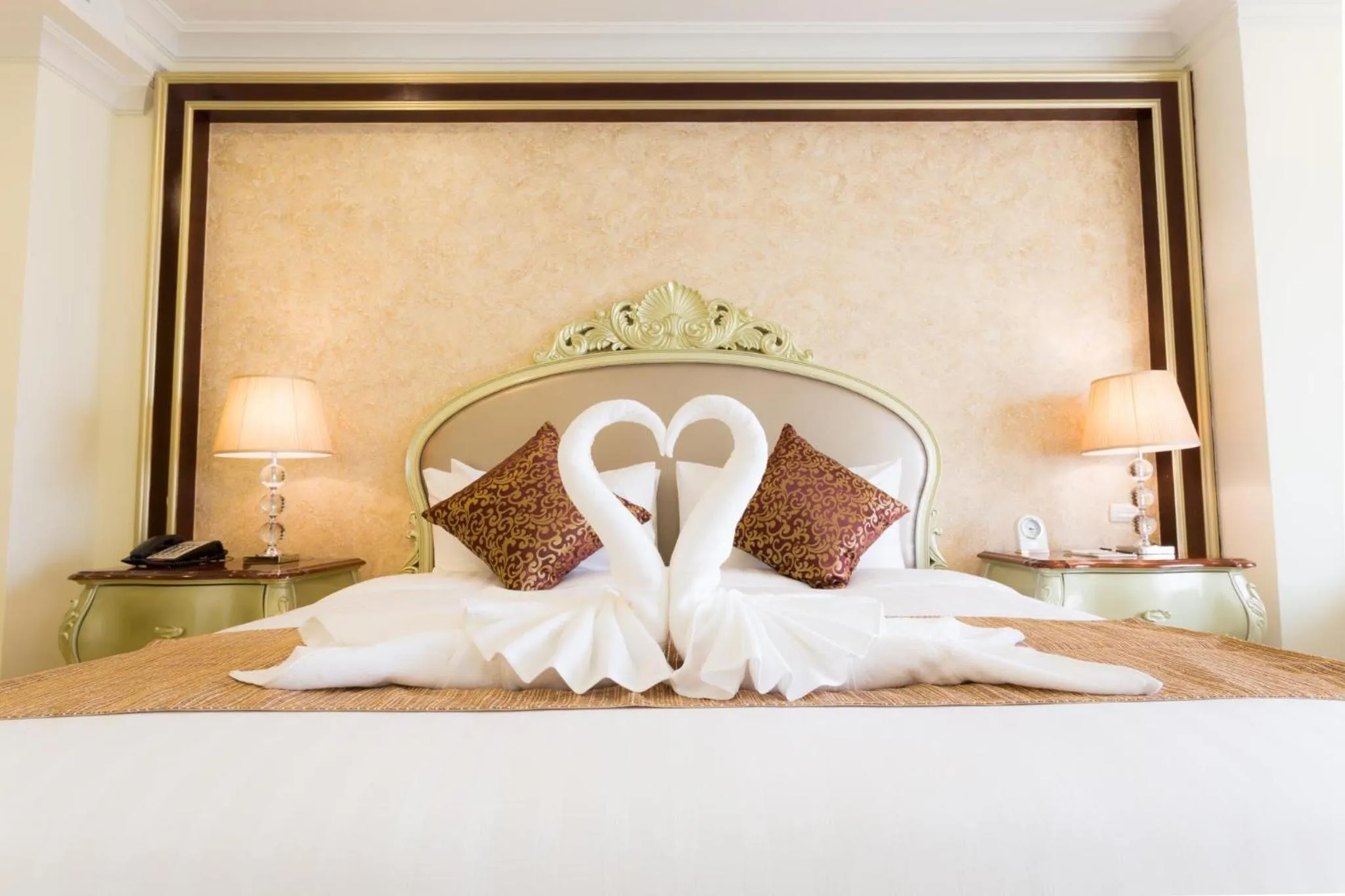 Bed in Crystal Ville