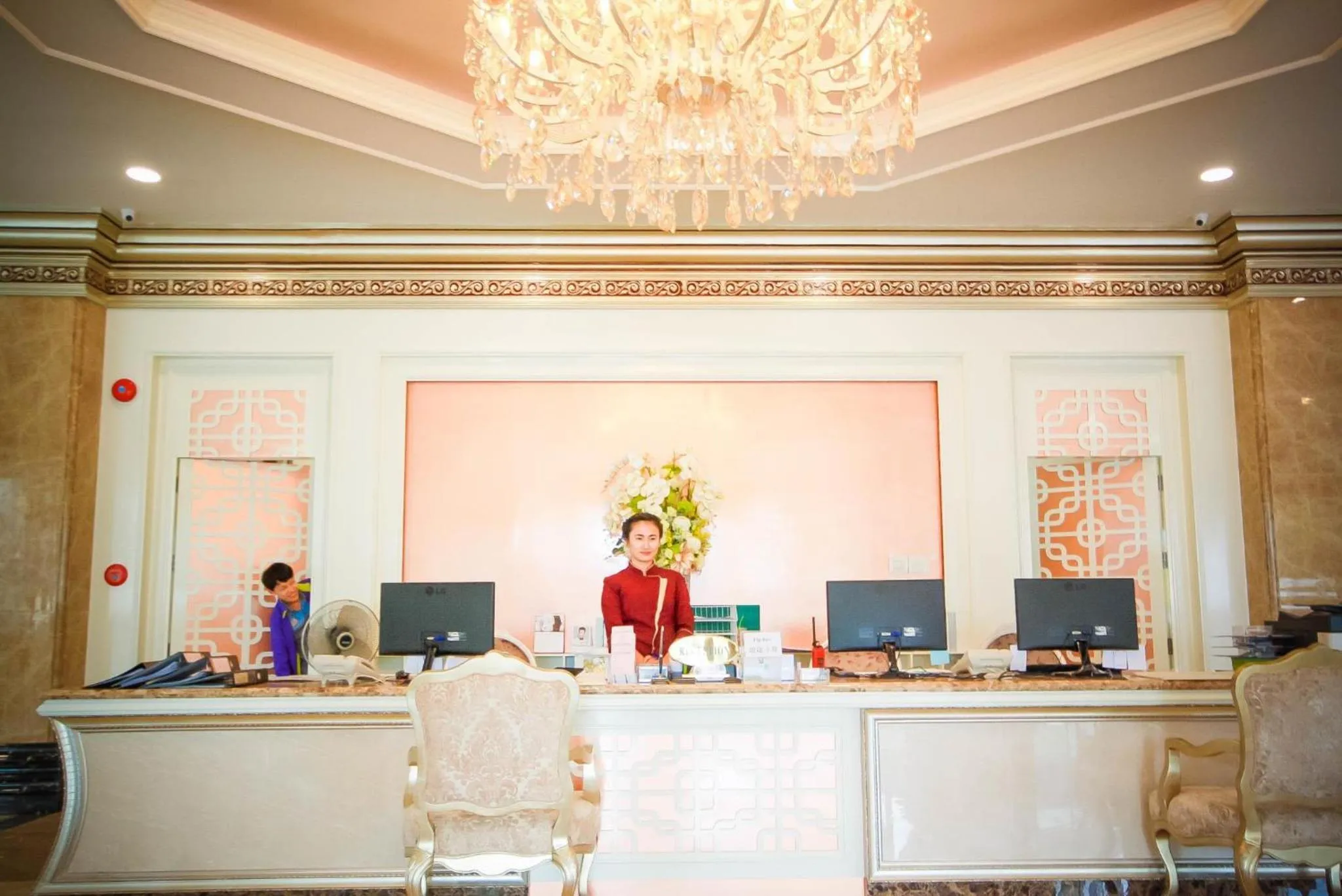 Lobby or reception in Crystal Ville