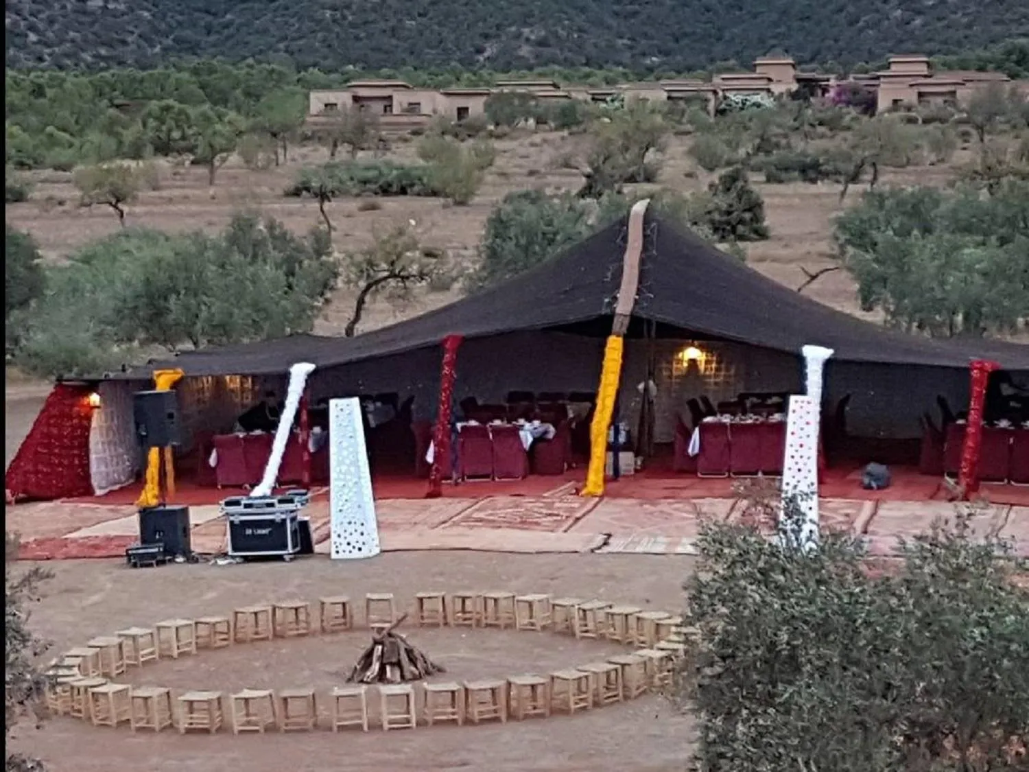 Restaurant/places to eat in Terres d'Amanar