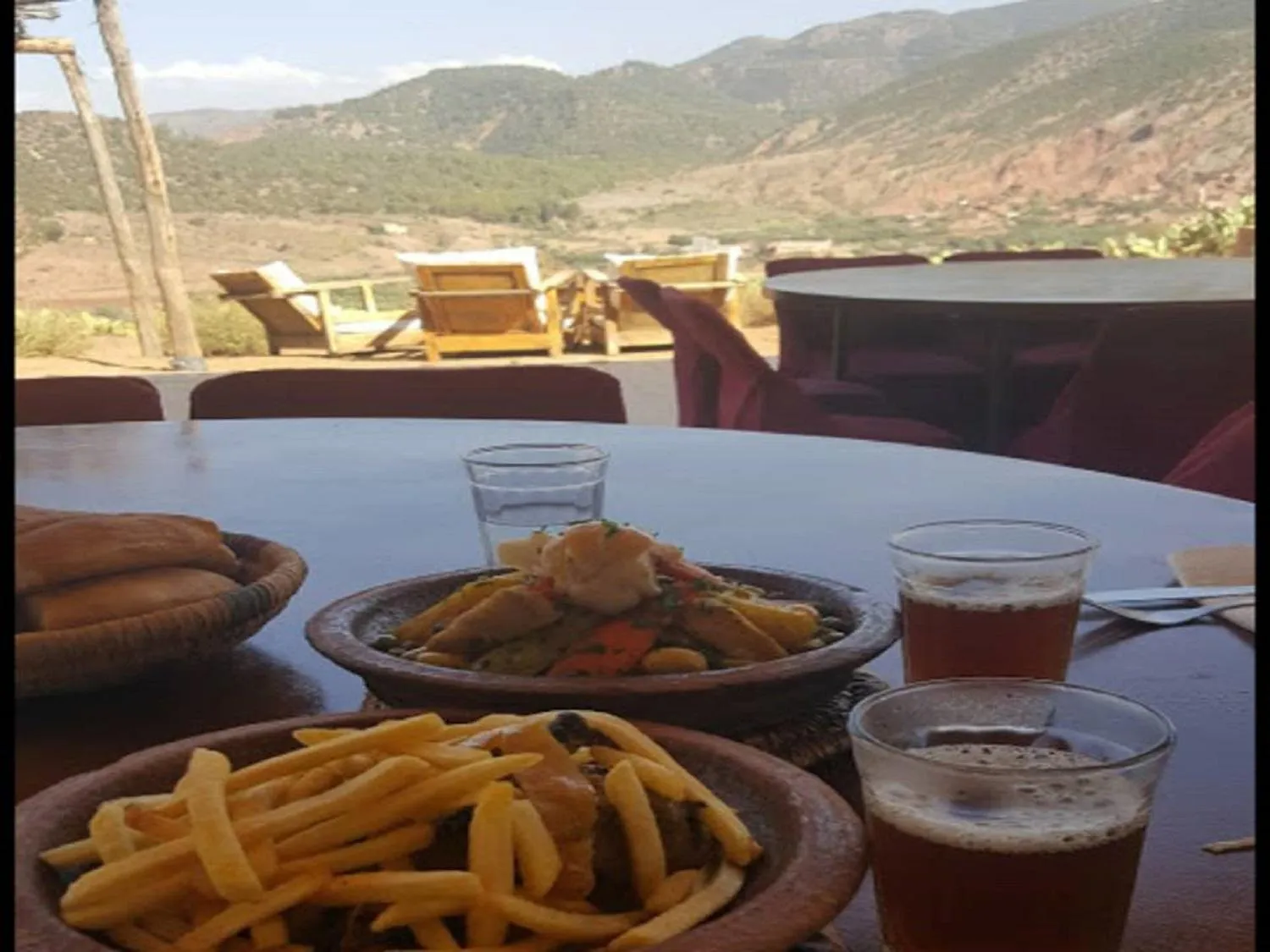 Restaurant/places to eat in Terres d'Amanar
