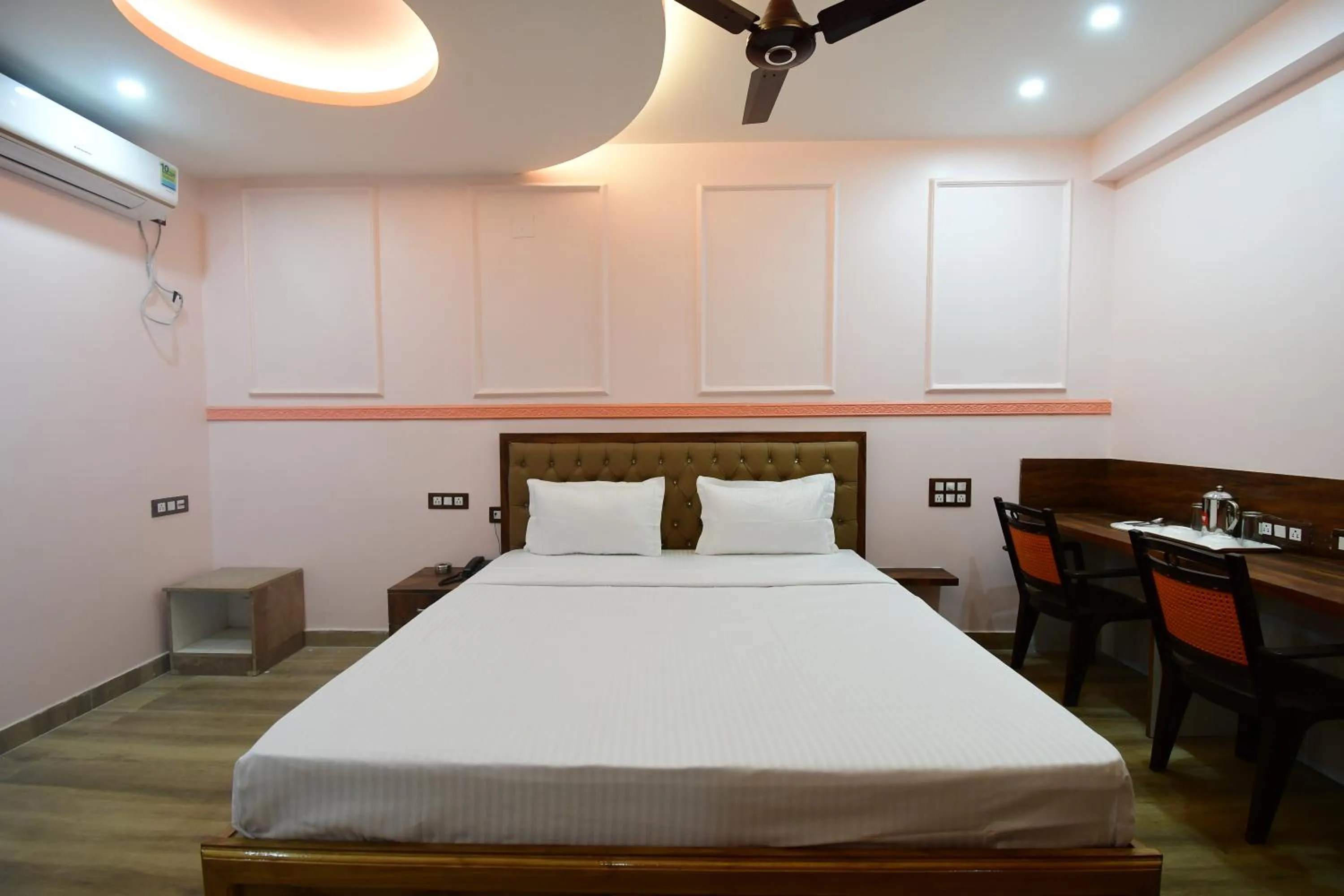 Bed in HOTEL SUSHREE INTERNATIONAL