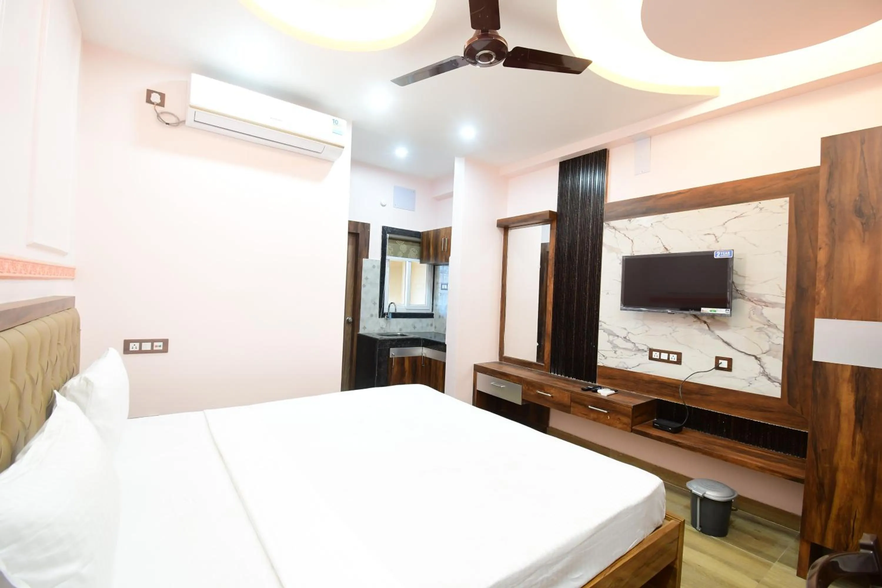 air conditioner, Bed in HOTEL SUSHREE INTERNATIONAL