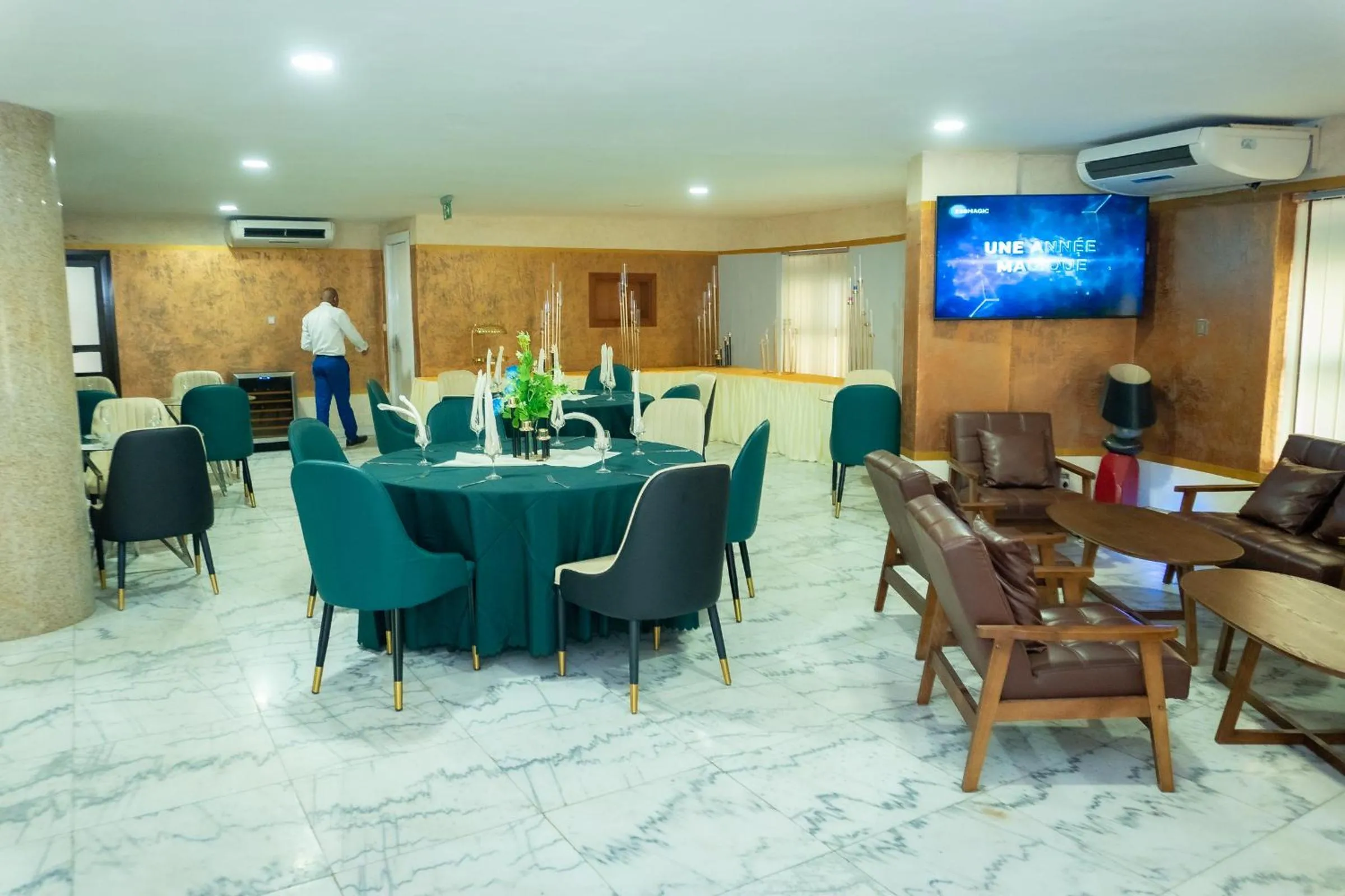 Restaurant/places to eat in Hotel Le Figaro