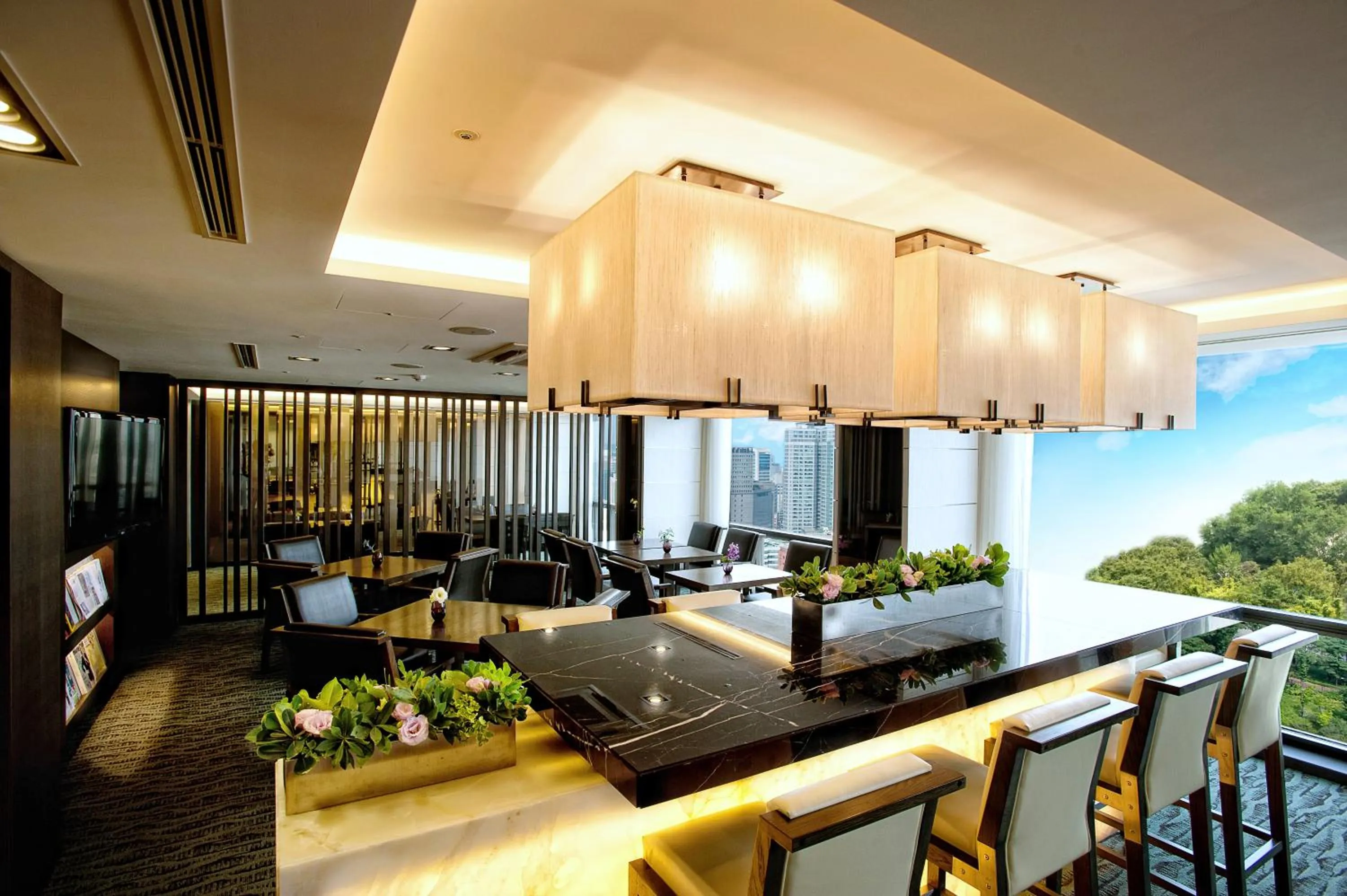 Lounge or bar, Restaurant/Places to Eat in Millennium Hilton Seoul