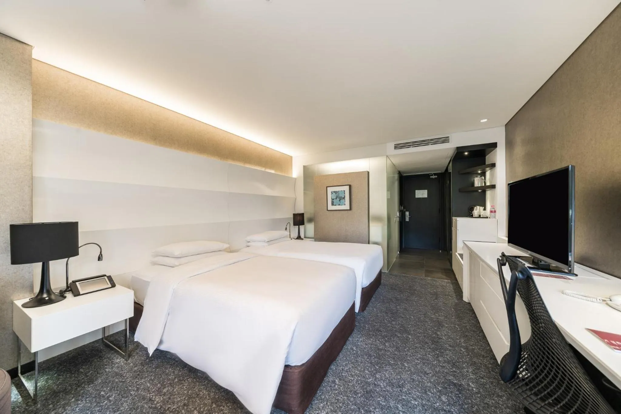 Bed in Swiss Grand Hotel Seoul & Grand Suite