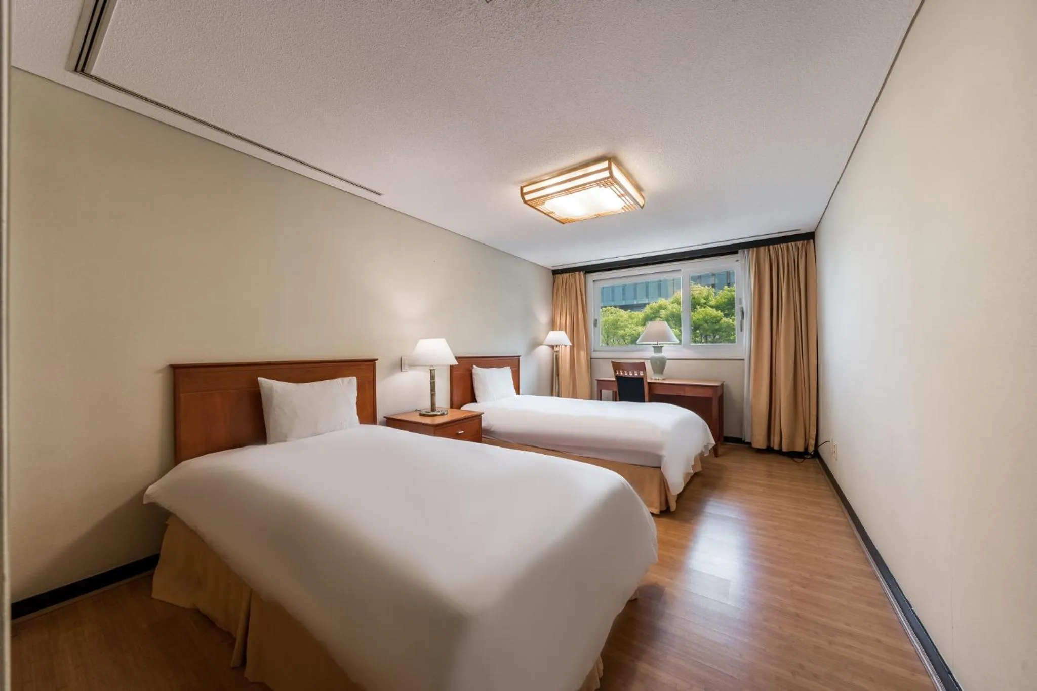 Bed in Swiss Grand Hotel Seoul & Grand Suite