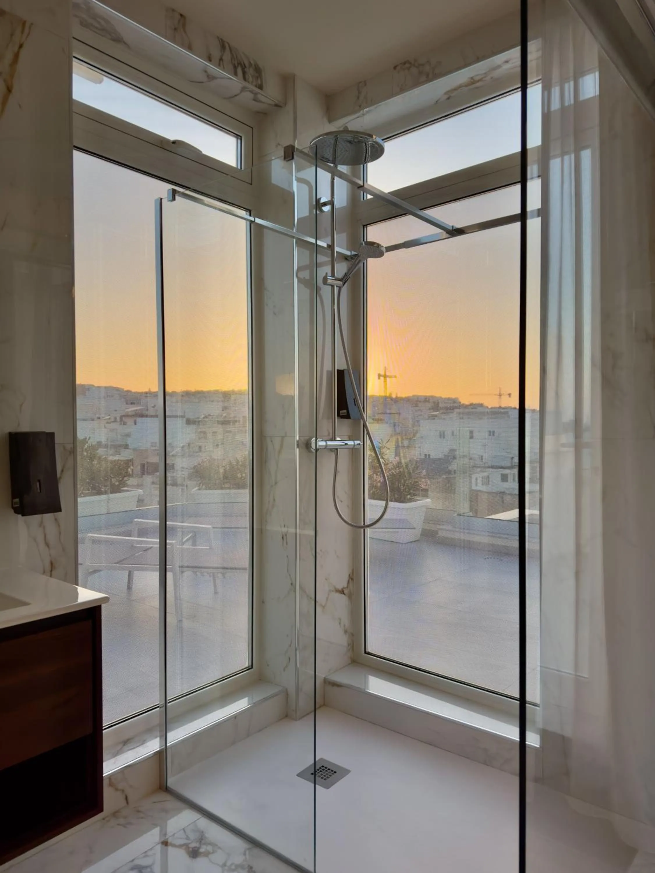 Shower in C'est La Vie Boutik Swieqi