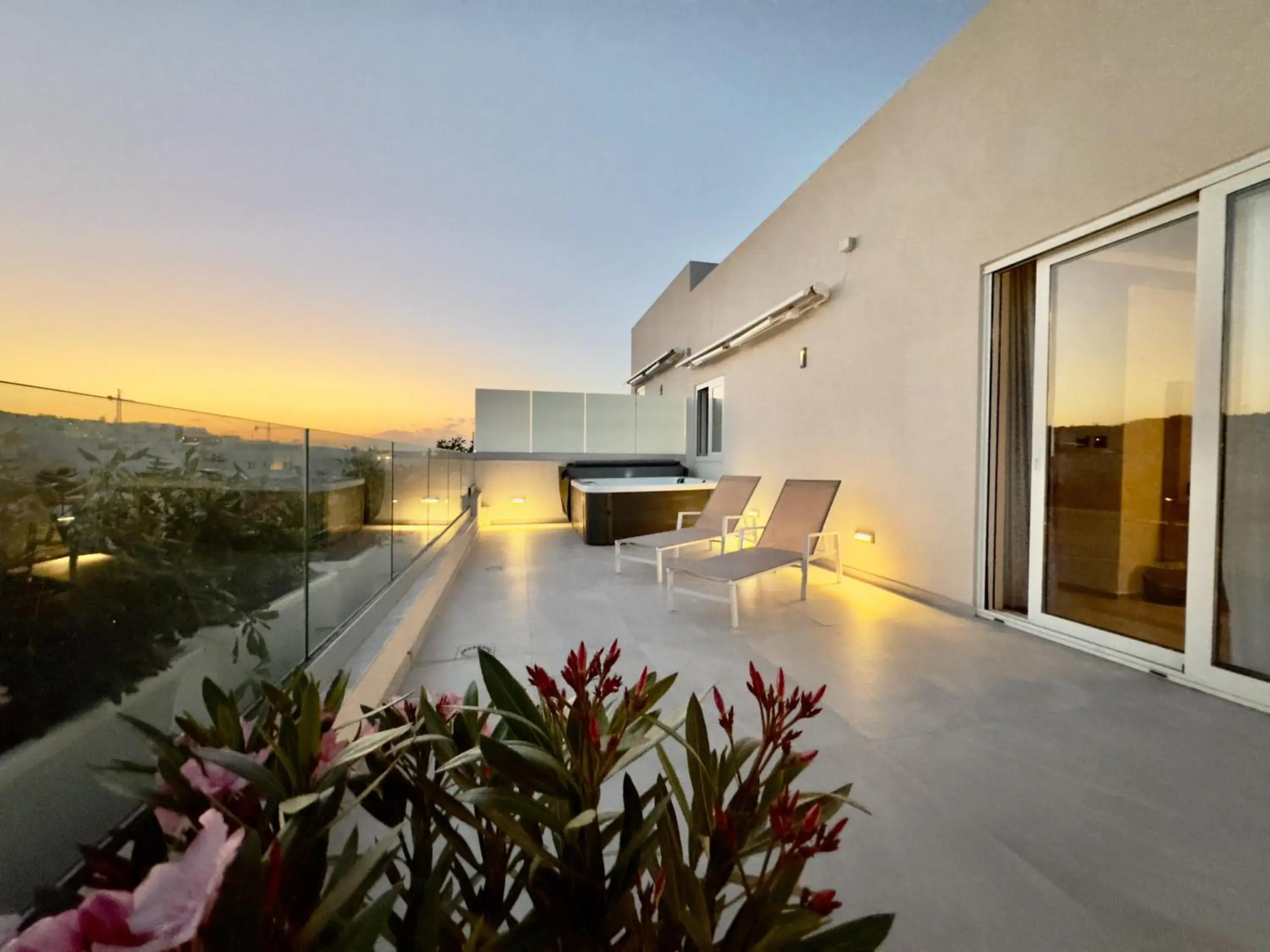 C'est La Vie Boutik Swieqi C'est La Vie Boutik Swieqi