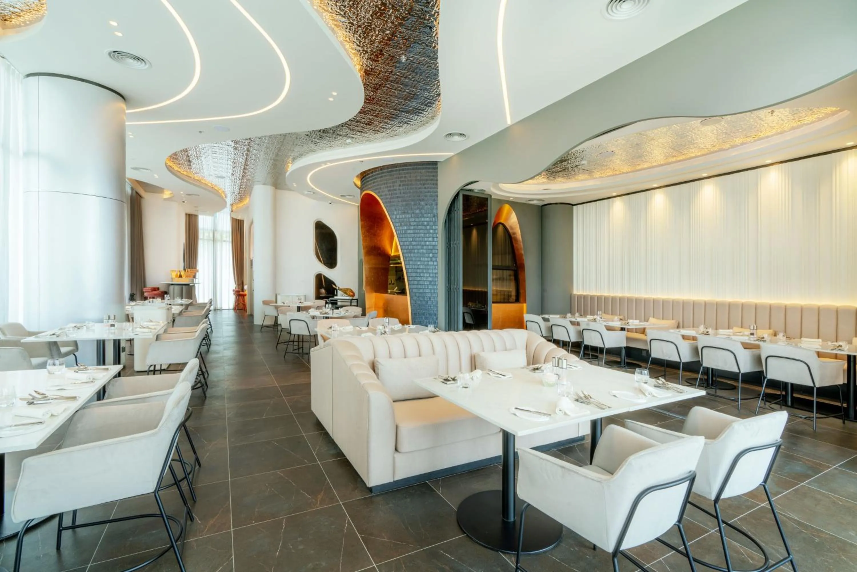 Restaurant/places to eat in Gran Meliá Nha Trang