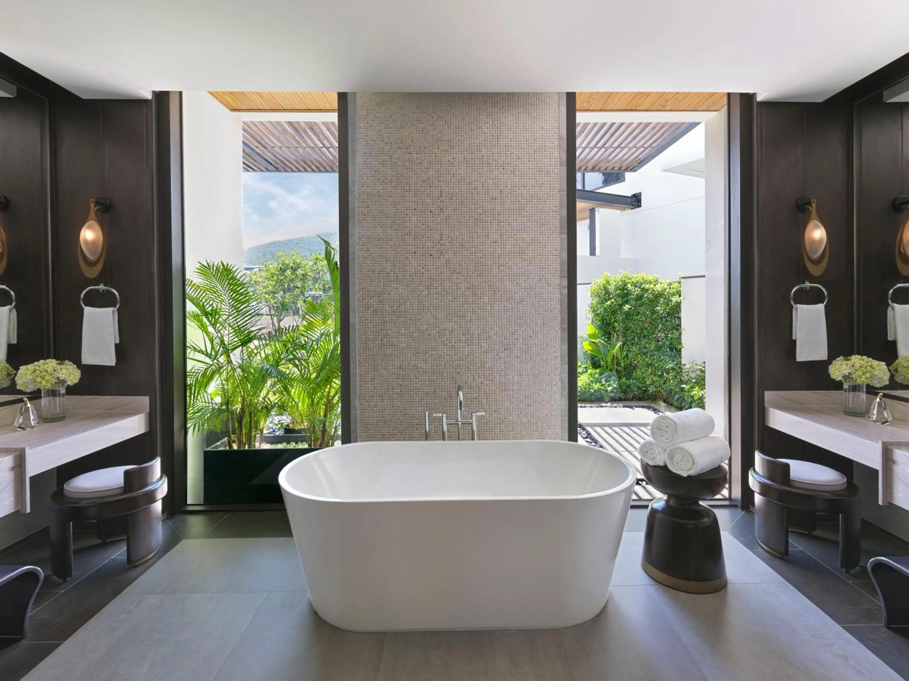 Bathroom in Gran Meliá Nha Trang