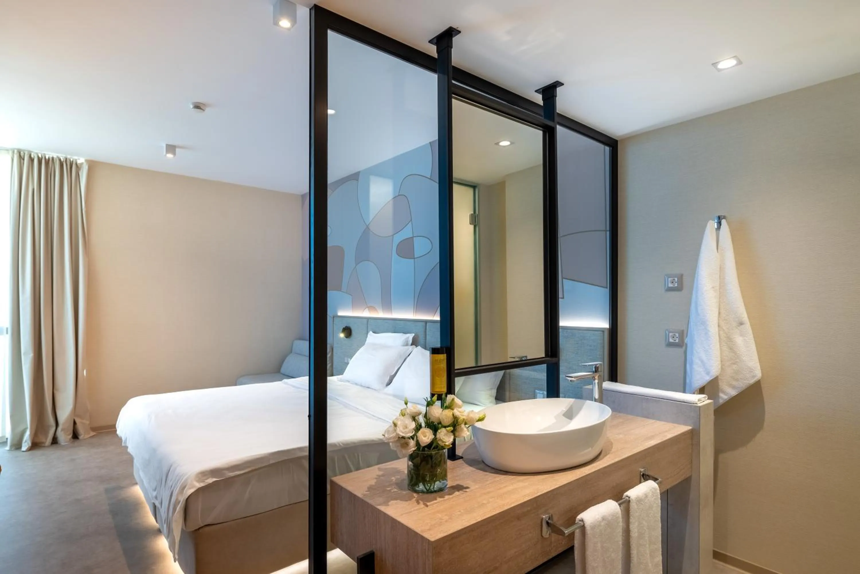 Photo of the whole room, Bed in Hotel Zenith