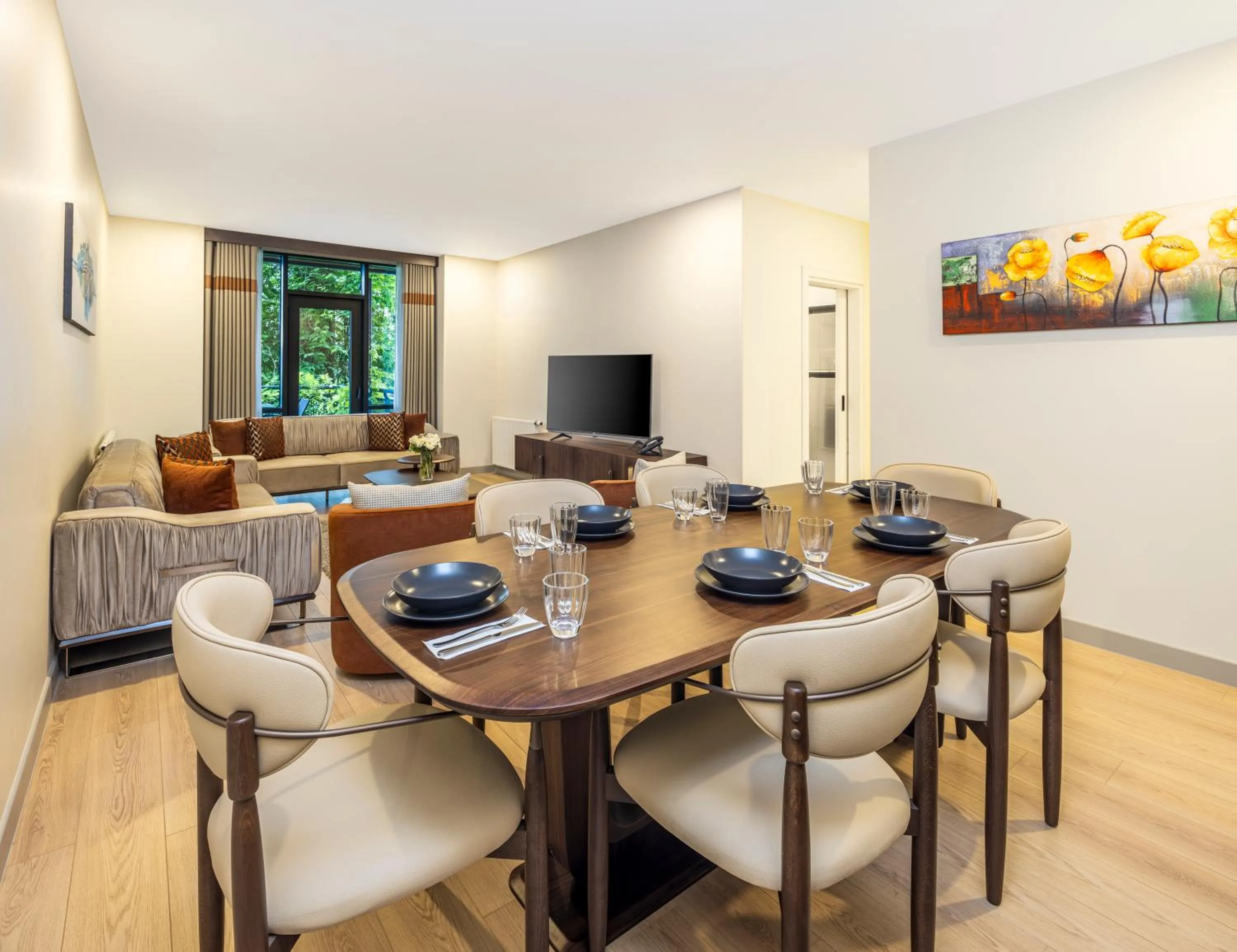 Dining area in Mayar Residence Hotel