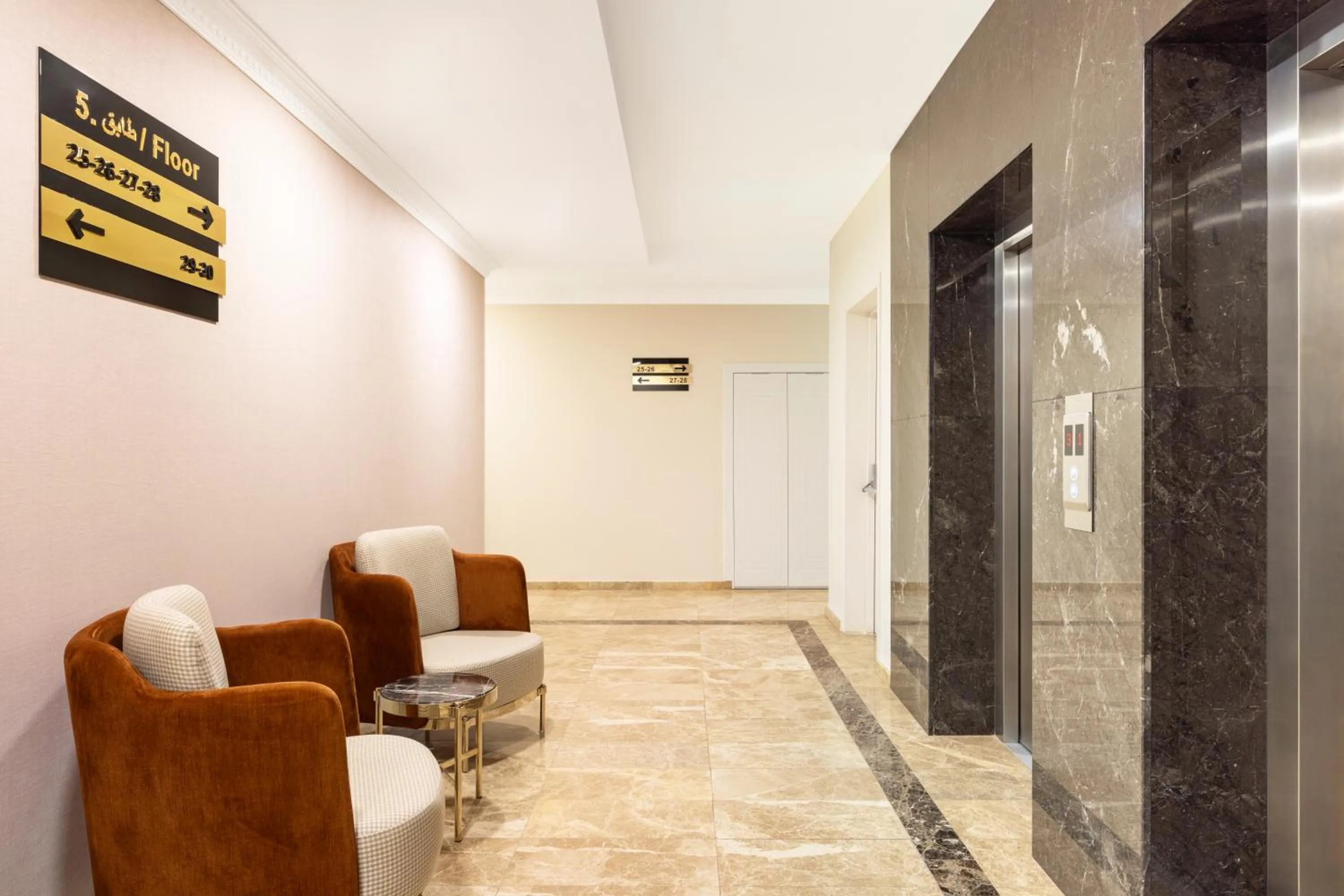 elevator in Mayar Residence Hotel