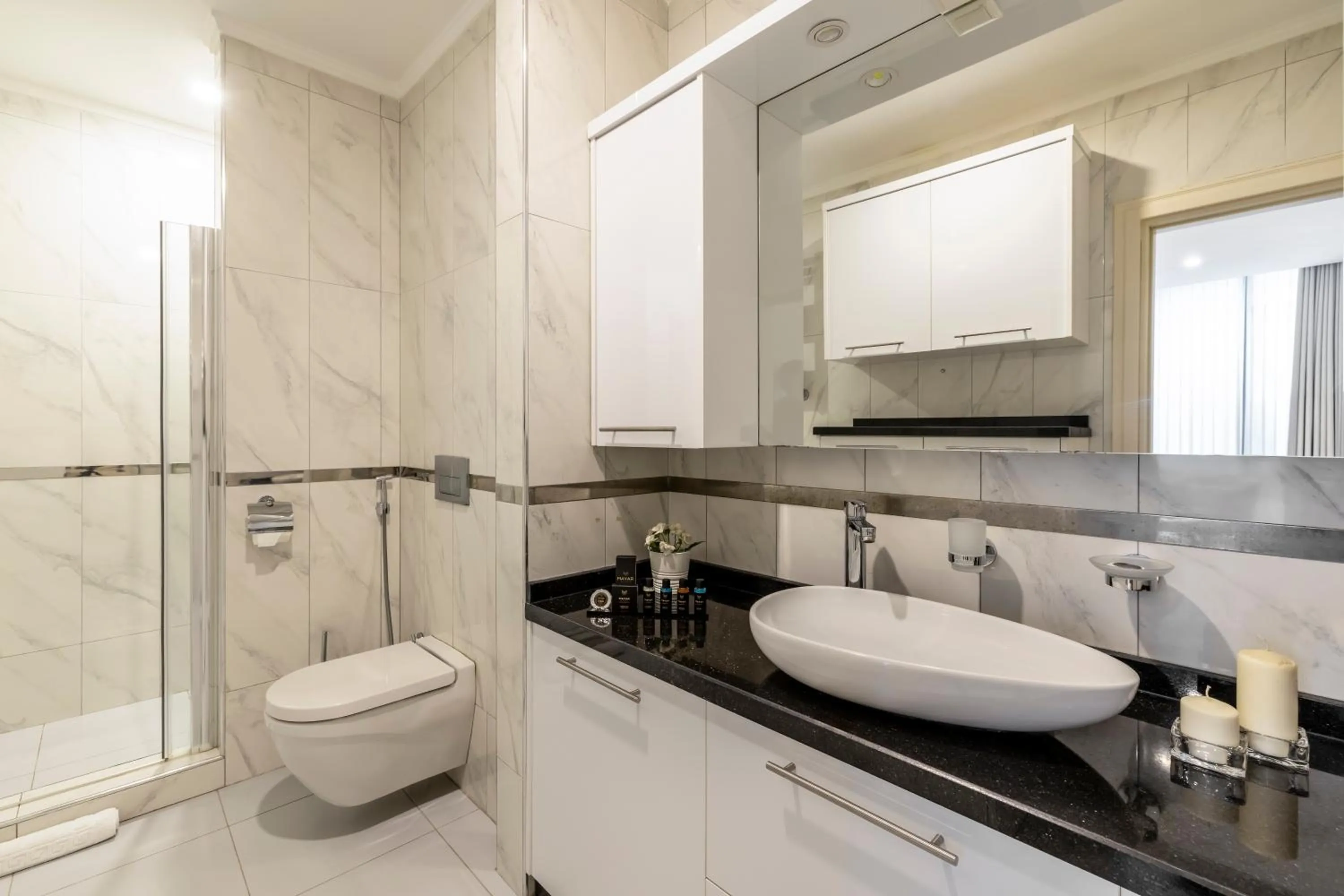 Bathroom in Mayar Residence Hotel