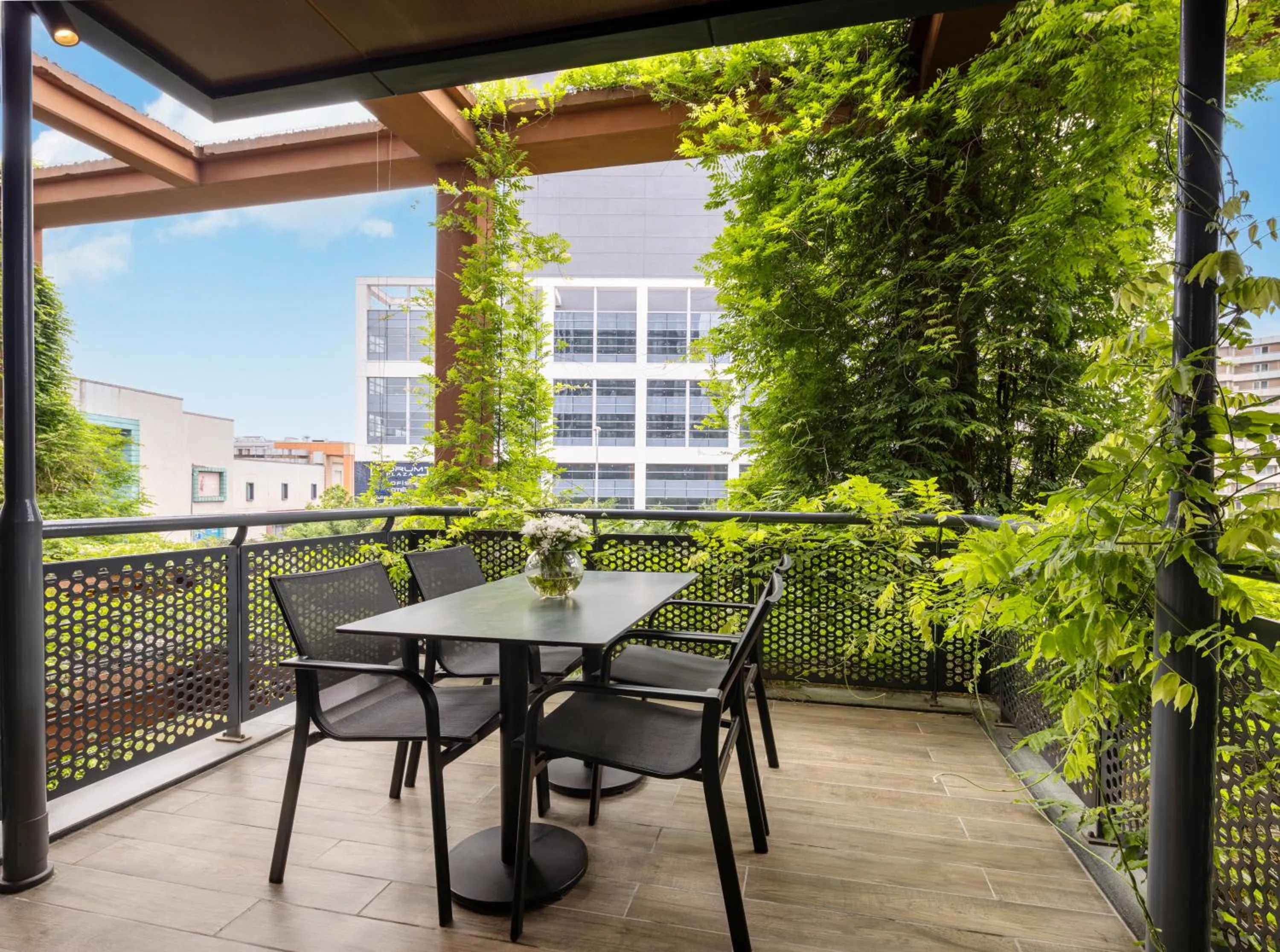 Balcony/Terrace in Mayar Residence Hotel