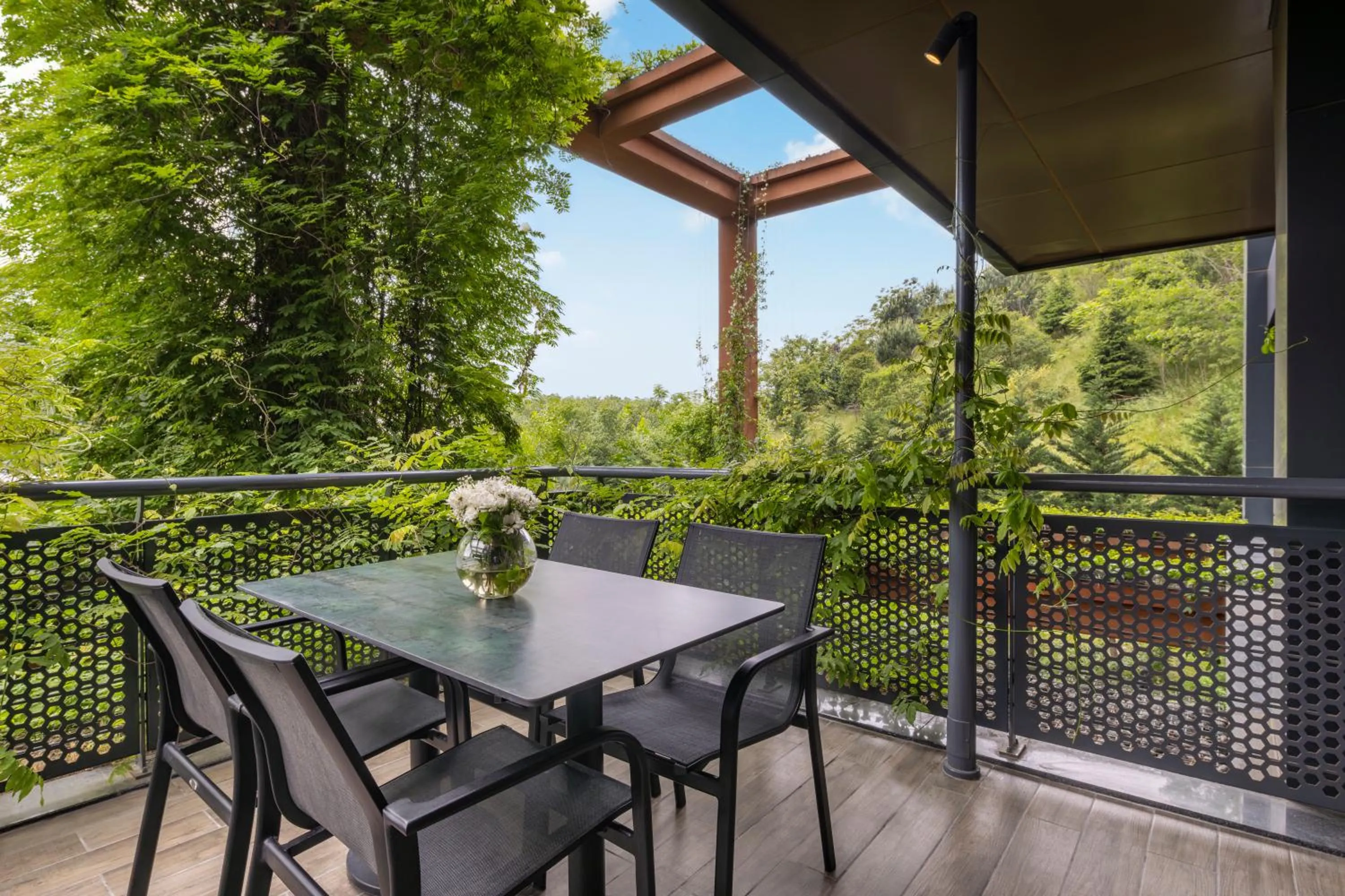 Balcony/Terrace in Mayar Residence Hotel